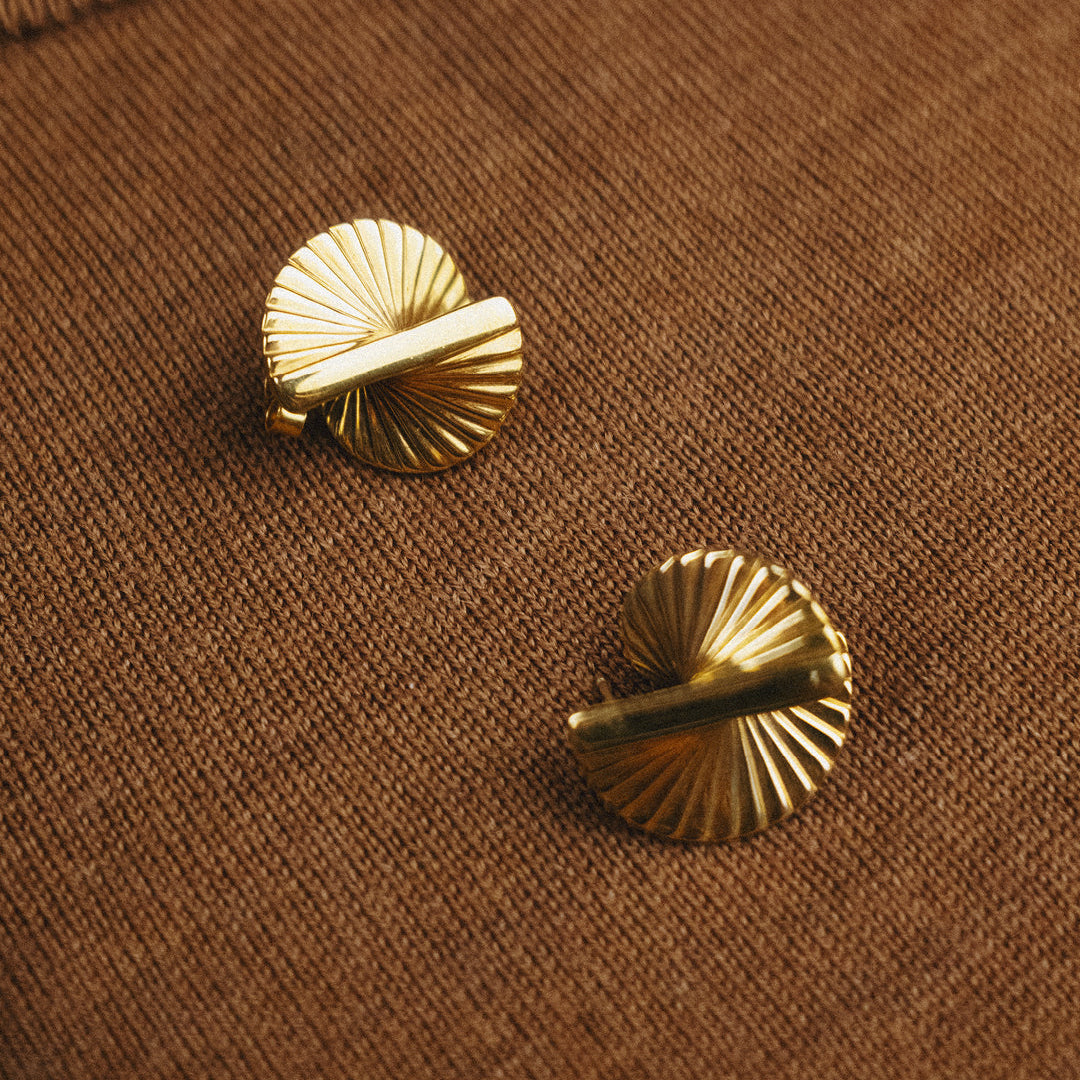 Autumn Essentials - Golden