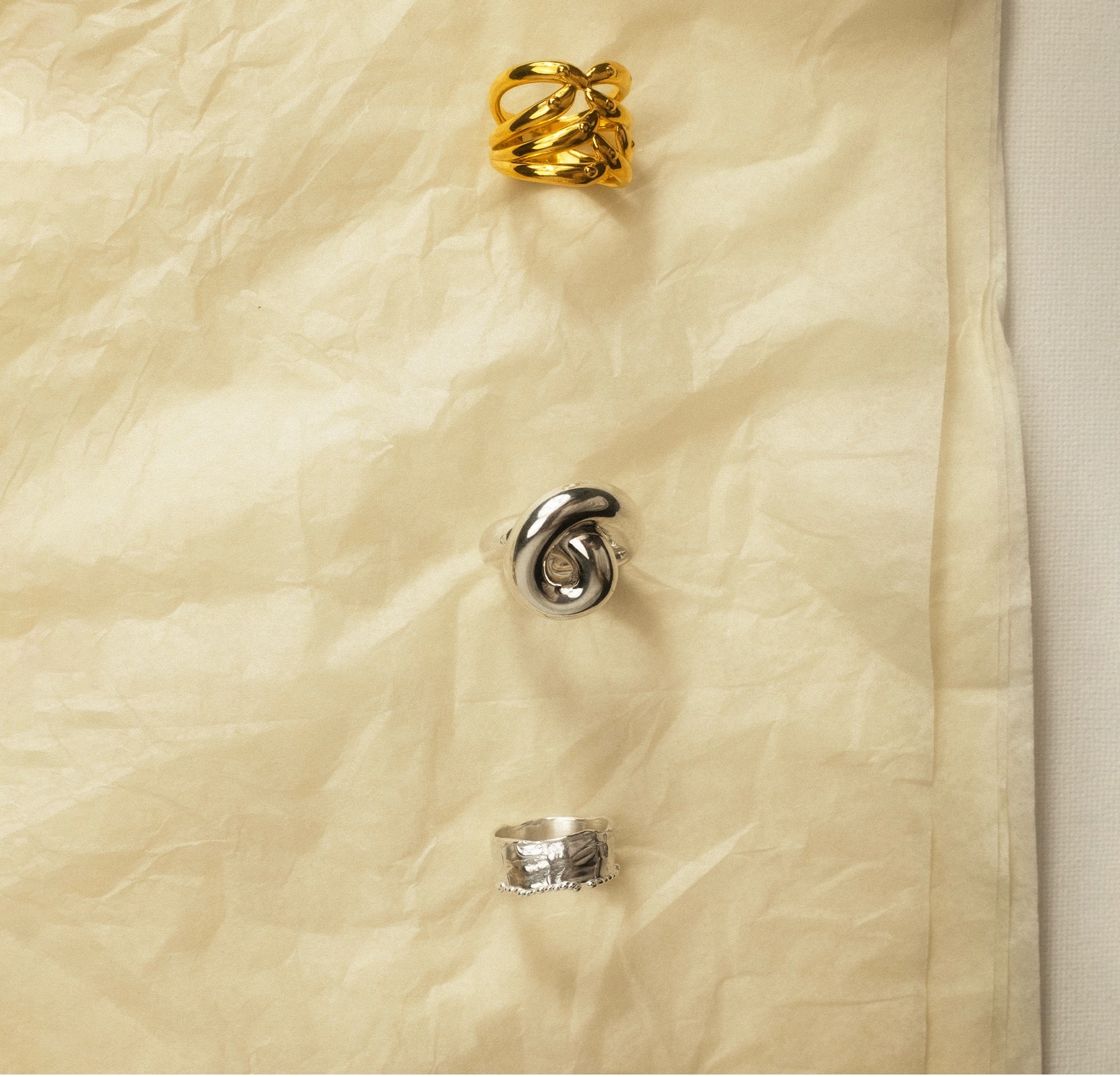 Rings & Signet Gifts - Golden
