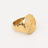 AREIA ROUND SIGNET RING