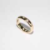 Blume-Jewellery-9-carat-9ct-Solid-Yellow-Gold-Star-Set-Lab-Diamond-Ring-Band-Wedding-Band-Stars-five-stones-cool-effortless-everyday-sparkle-modern-heirloom-keepskae-stacking-jewellery-handmade-uk