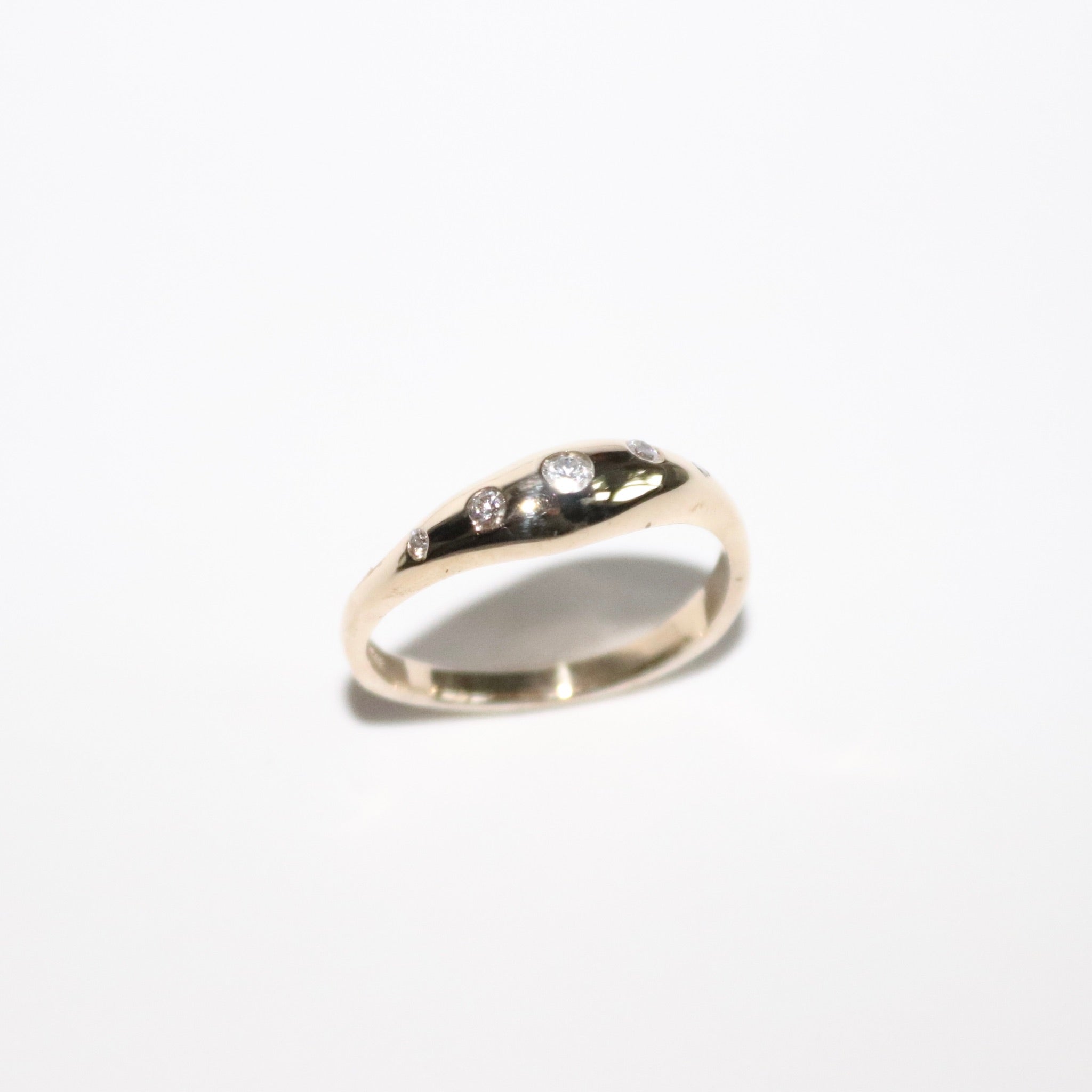 Blume-Jewellery-9-carat-9ct-solid-yellow-Gold-Diamond-Wave-Bombe-Ring-Chunky-Statement-Bold-Bubble-Curved-Thick-Band-Cool-Effortless-Timeless-Wedding-Band-Everyday-Lab-Handmade-UK