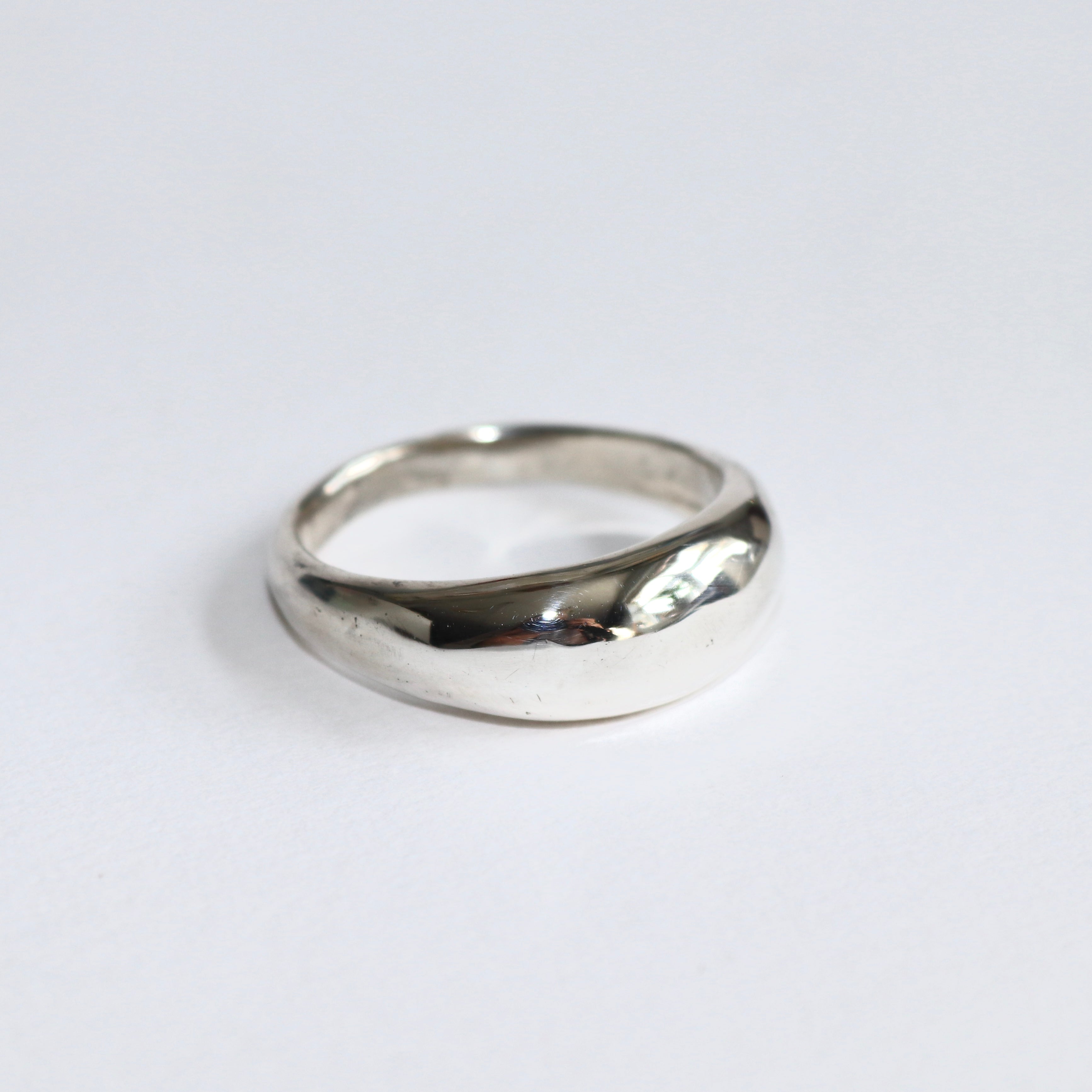Blume-Jewellery-Classic-Bombe-Chunky-bold-Shine-Sterling-Silver-Bubble-Band-Ring-Timeless-Everyday-Stacking-Jewellery-Cool-Contemporary