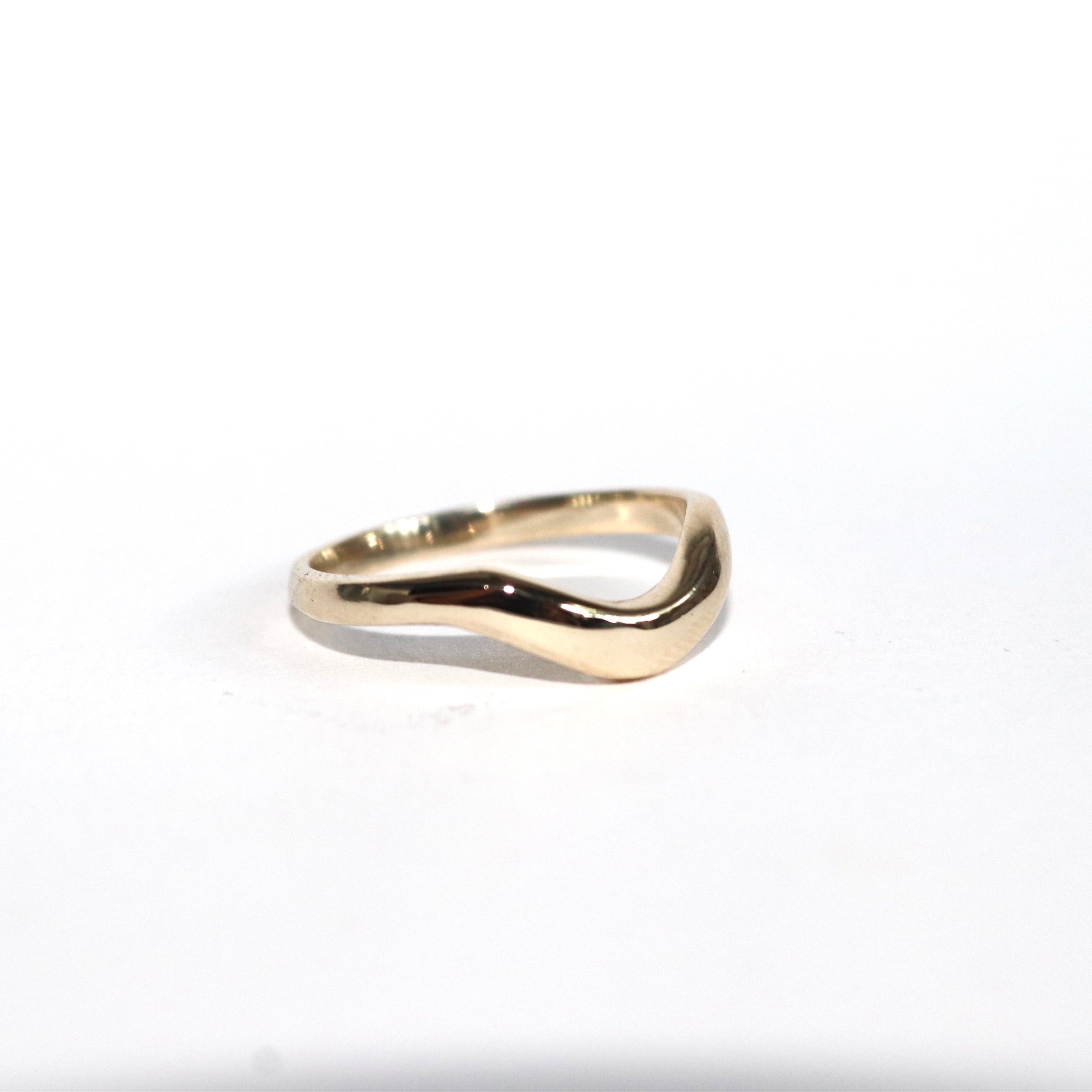 Blume-Jewellery-Curve-Ring-9ct-Solid-Gold-U-Shape-Band-Horseshoe-Classic-Timeless-Everyday-Stacking-essential