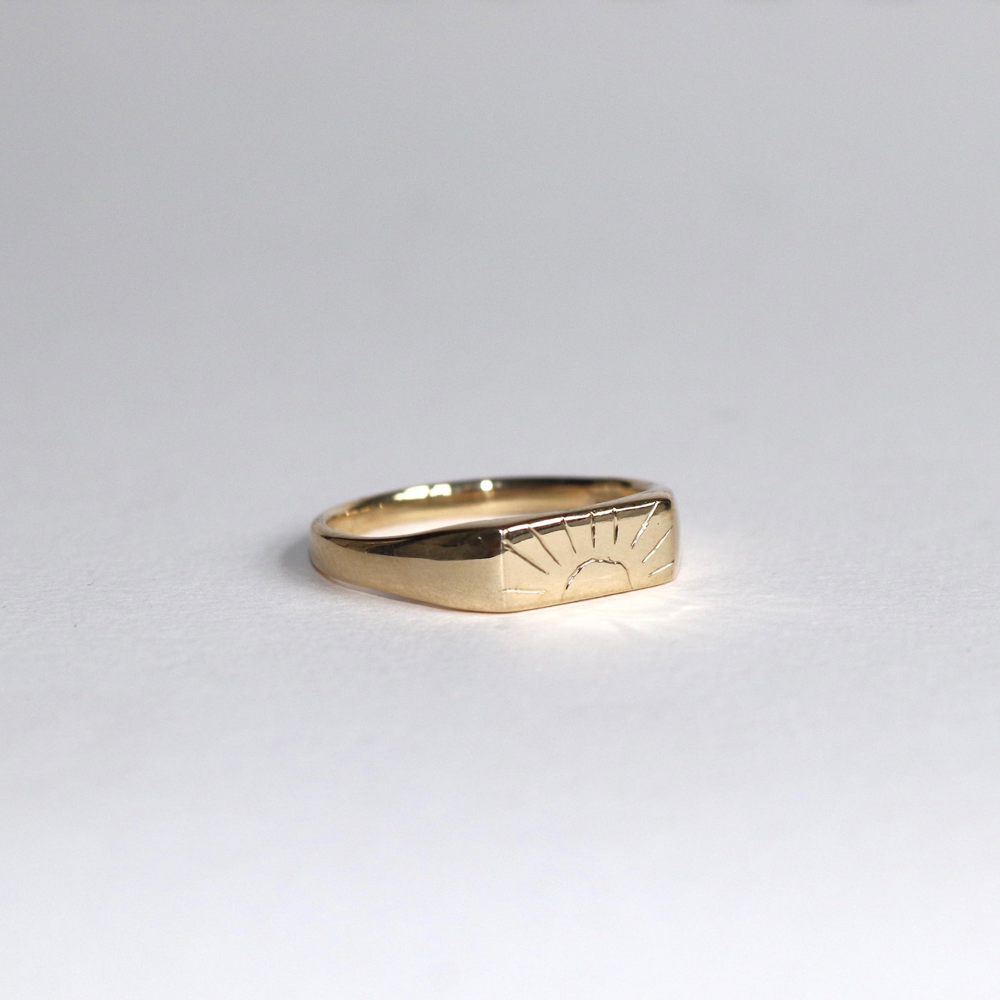 Blume-Jewellery-Gold-Sunset-Signet-Ring-9ct-9-Carat-solid-pinky-ring-everyday-sun-motif-cool-timeless-handmade-stacking-jewellery