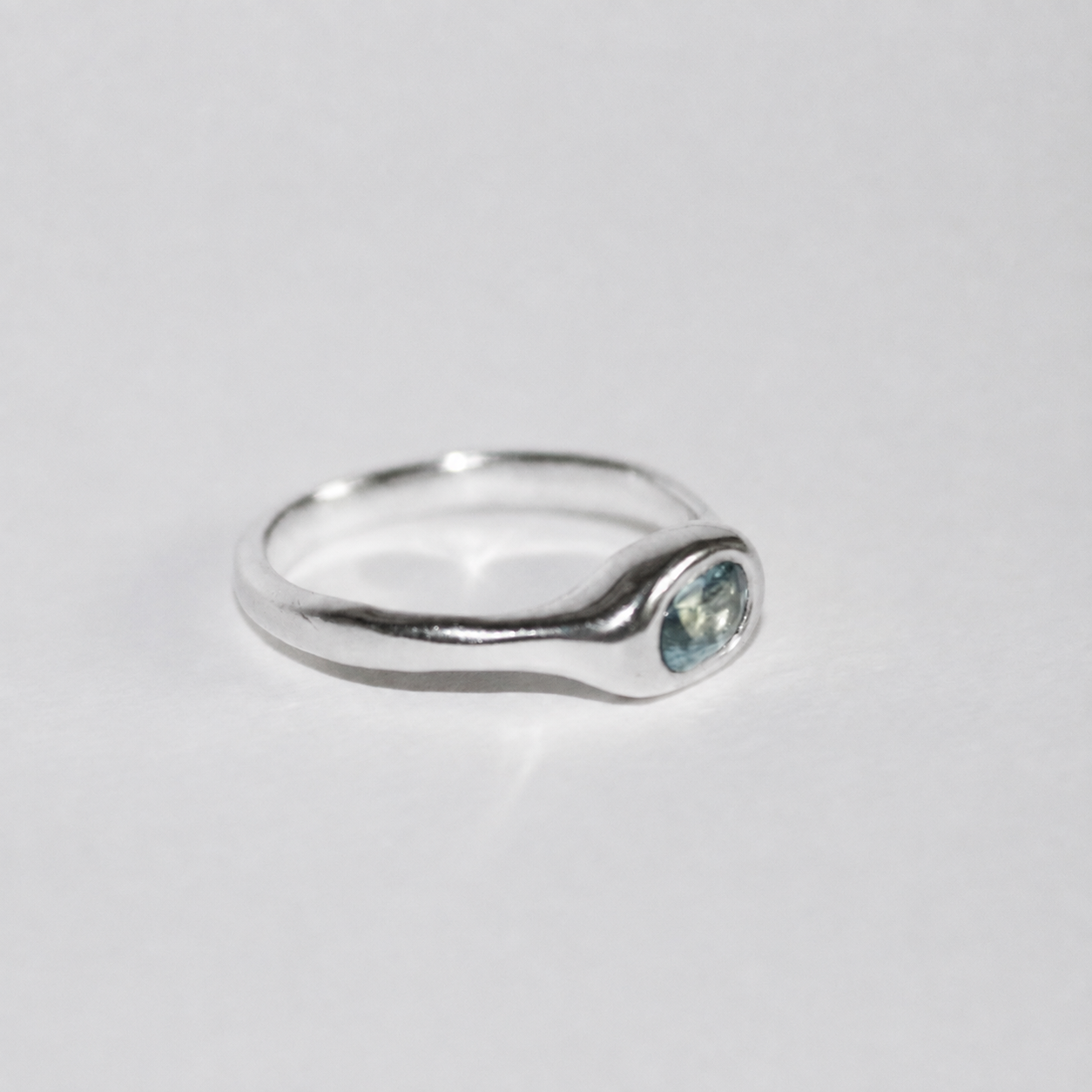 Blume-Jewellery-Oval-Sapphire-Ring-Blue-Gemstone-Stone-Solitaire-Classic-Timeless-Investment-Treasure-Jewellery-Modern-Heirloom-Sterling-Silver