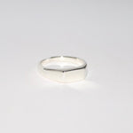 Blume-Jewellery-Sterling-Silver-Baguette-Signet-Ring-Chunky-Rectangle-Pinky-Ring-Cool-Effortless-Timeless-Classic-Everyday-Jewellery-UK-Handmade-Cool