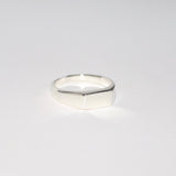 Blume-Jewellery-Sterling-Silver-Baguette-Signet-Ring-Chunky-Rectangle-Pinky-Ring-Cool-Effortless-Timeless-Classic-Everyday-Jewellery-UK-Handmade-Cool