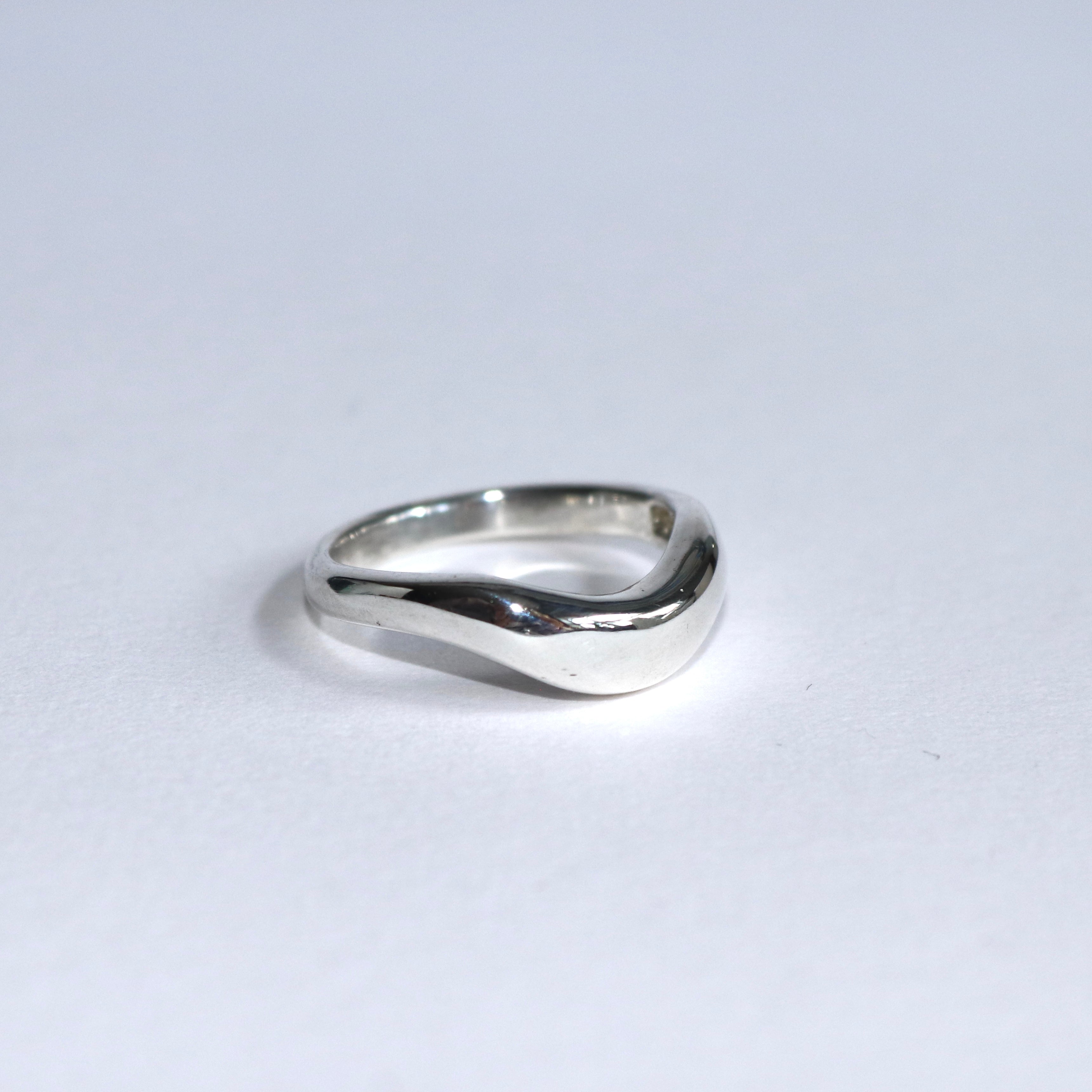 Blume-Jewellery-Sterling-Silver-Curve0-Ring-U-Shape-Chunky-Band-Timeless-Everday-Stacking-Essential-Handmade-UK