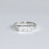 Blume-Jewellery-Sunset-Sterling-silver-signet-ring-chunky-Classic-everyday-hand-engraved-sun-design-motif-jewellery-timeless