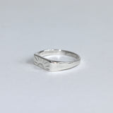 Blume-Jewellery-Sunset-Sterling-silver-signet-ring-chunky-Classic-everyday-hand-engraved-sun-design-motif-jewellery-timeless