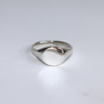 Blume-Jewellery-The-Blume-Signet-Ring-Classic-Timeless-Everday-Round-Signet-Ring-Vintage-Inspired-Easy-Effortless-Jewellery-Handmade-Pinky-Band-Cool-UK