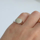 Blume-Jewellery-The-Blume-Signet-Ring-Classic-Timeless-Everday-Round-Signet-Ring-Vintage-Inspired-Easy-Effortless-Jewellery-Handmade-Pinky-Band-Cool-UK