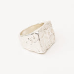 Carolina-De-Barros-Gold-Plated-Sterling-Silver-AREIA-RECTANGULAR-SIGNET-RING4