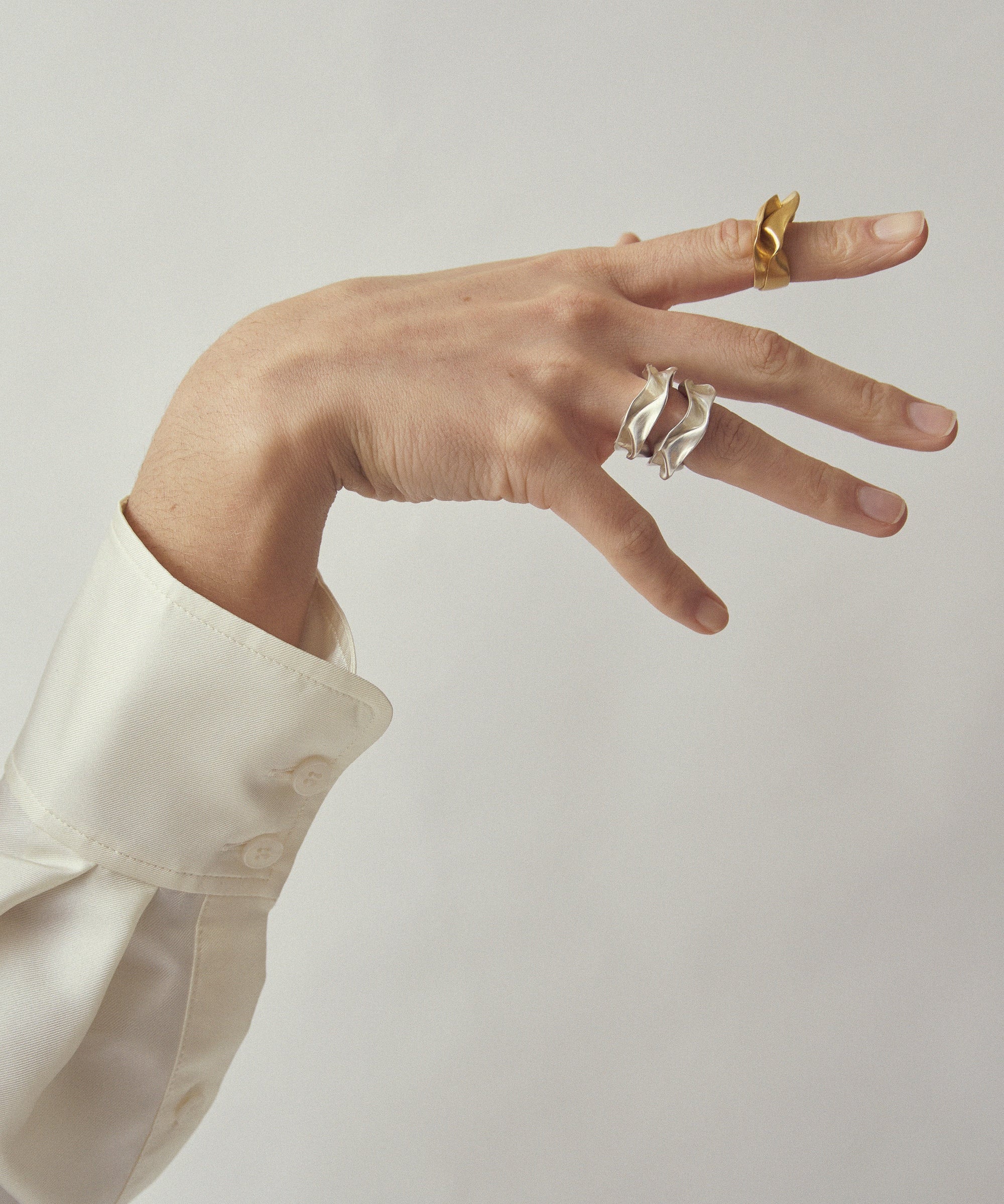 Carolina-de-Barros-Figo-Ring-Sterling-Silver-Statement-Sculptural-Gold-Plated