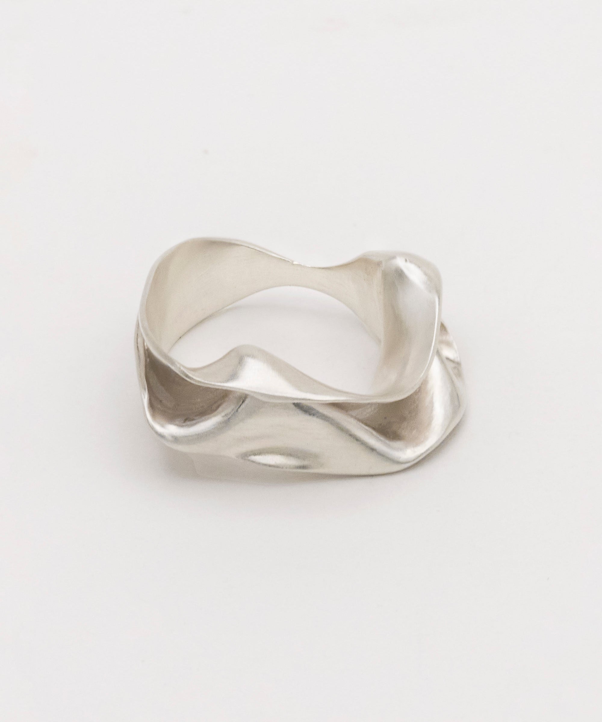 Carolina-de-Barros-Figo-Ring-Sterling-Silver-Statement-Sculptural