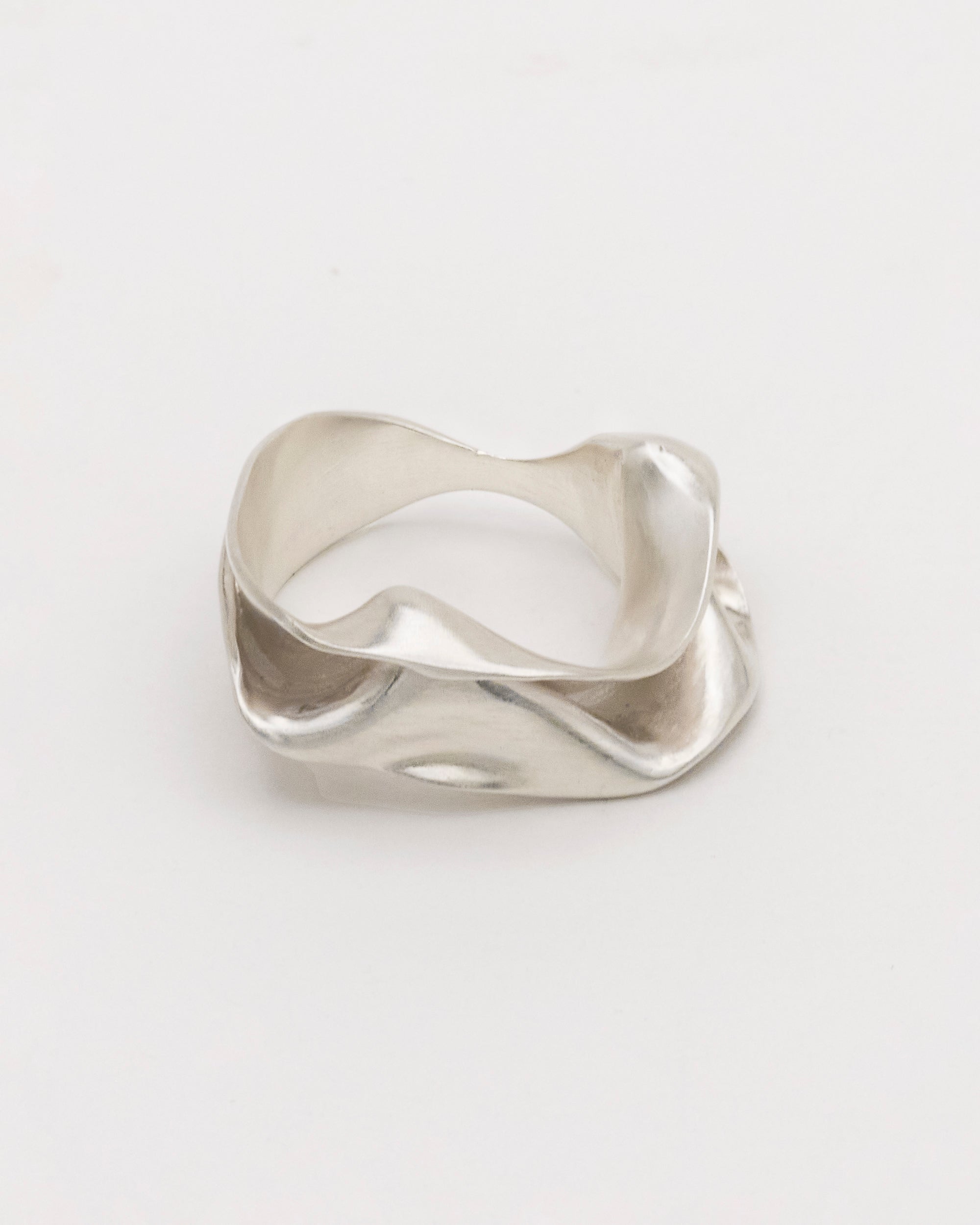 Carolina-de-Barros-Figo-Ring-Sterling-Silver-Statement-Sculptural