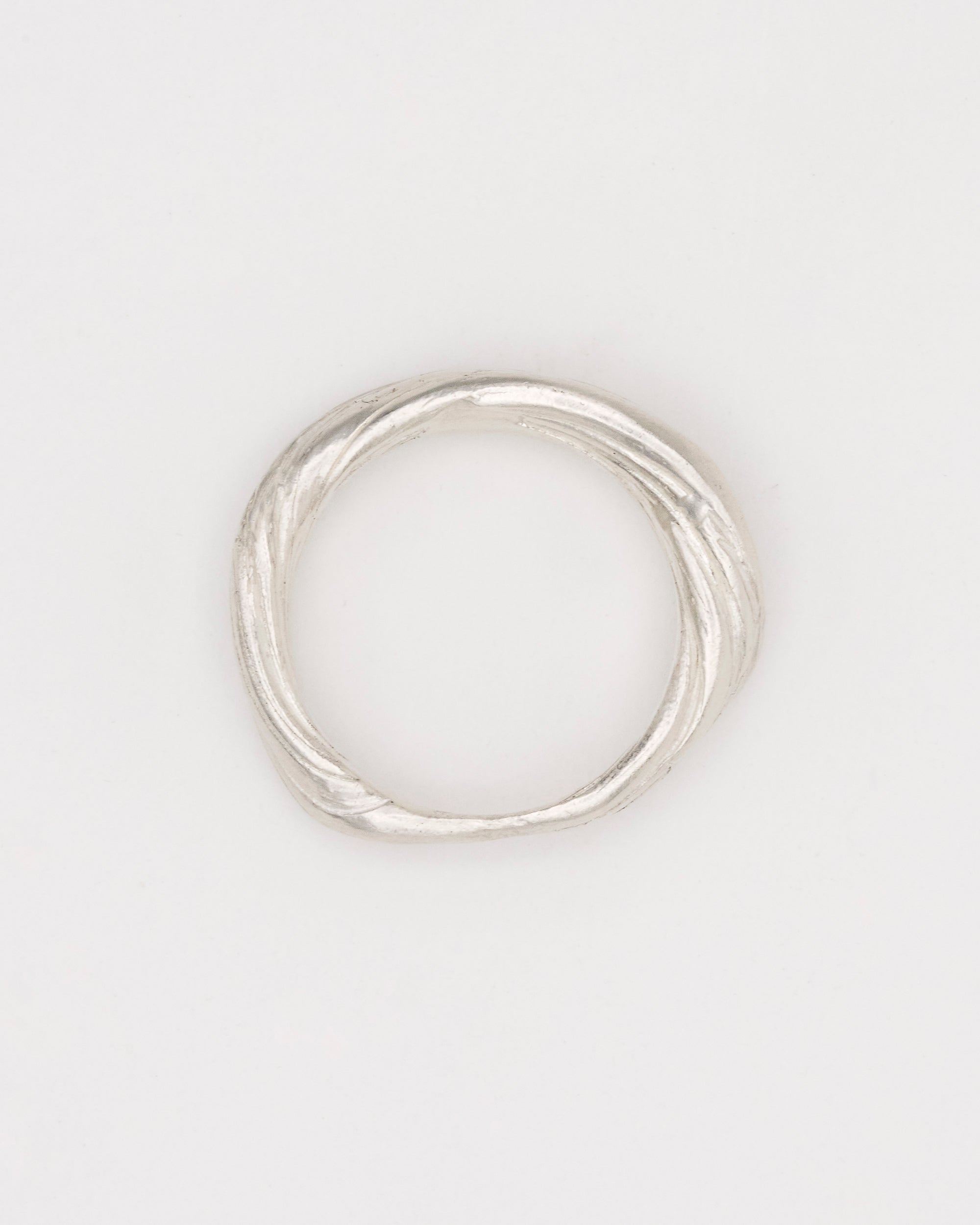 Carolina-de-Barros-Statement-Sterling-Silver-Gold-Plated-18ct-Sculptural-twisted-Cumaru-ring