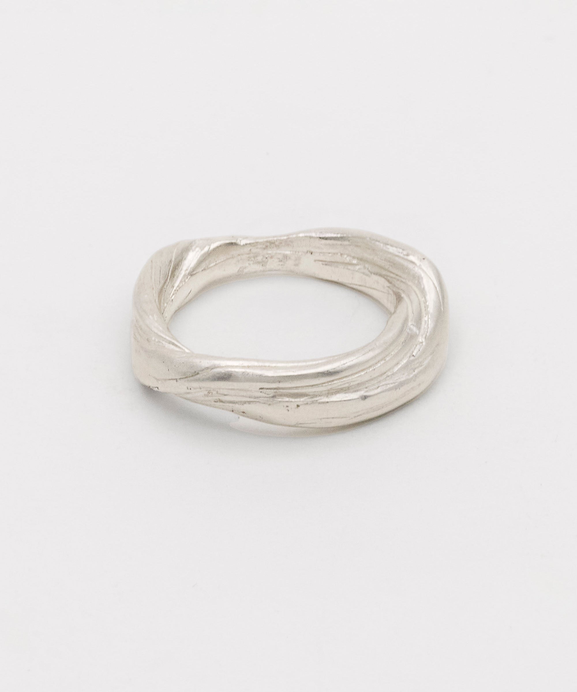 Carolina-de-Barros-Statement-Sterling-Silver-Gold-Plated-18ct-Sculptural-twisted-Cumaru-ring