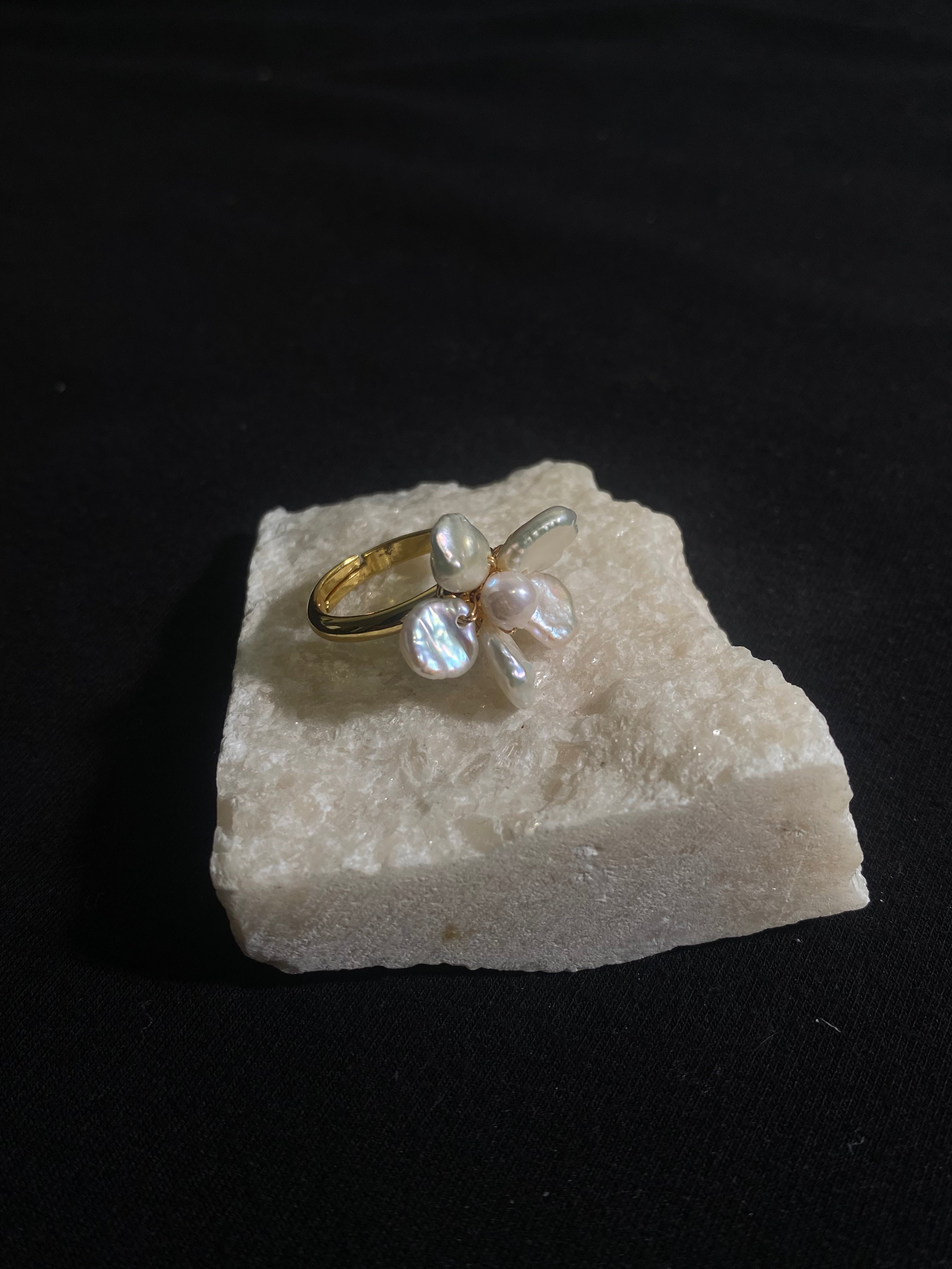 Cherie-Jewels-Mini-White-Keshi-Bead-Pearl-Statement-Flower-Ring-№46