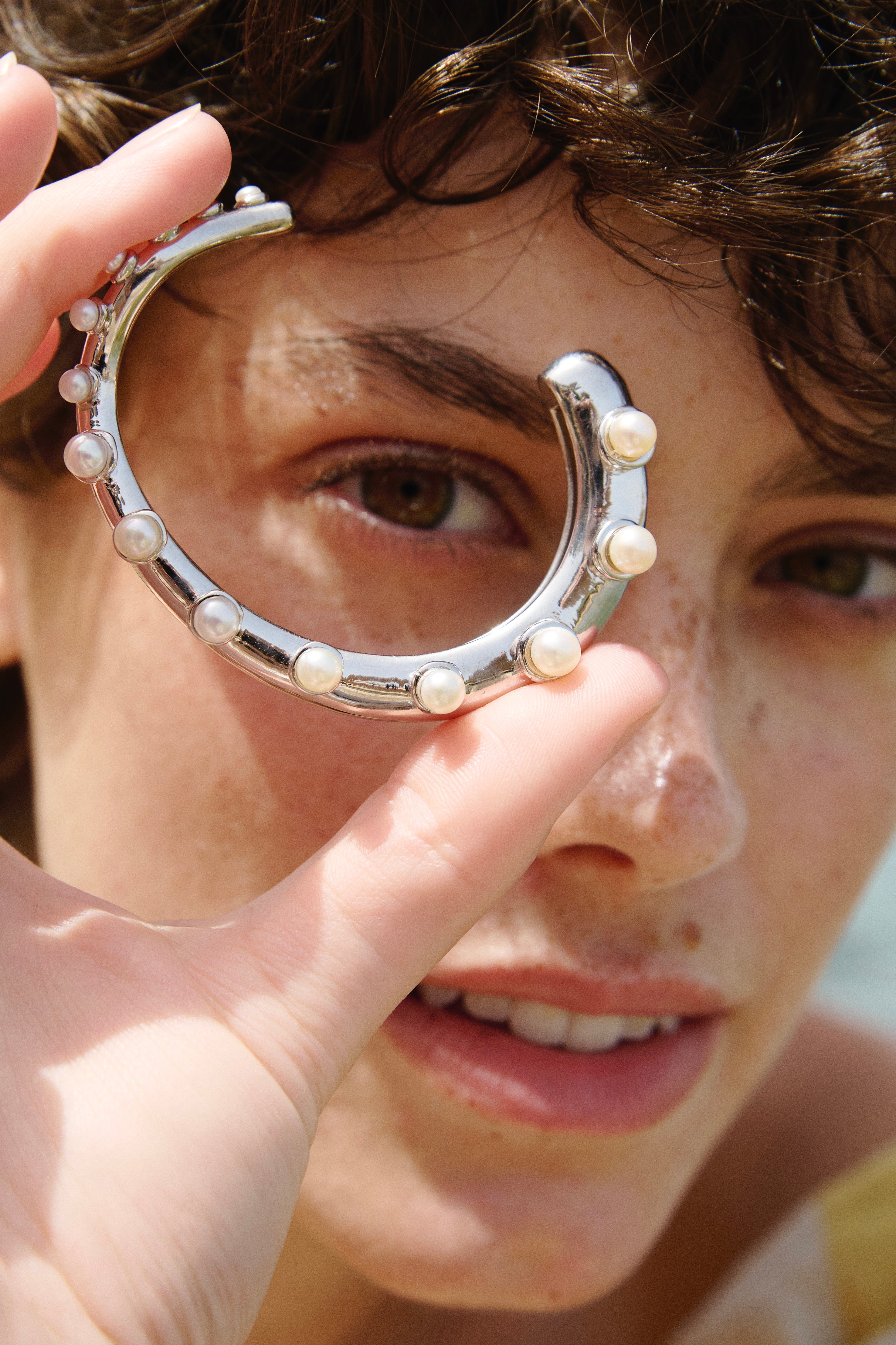 Feggeri-Okto-Cuff-Pearl-Ecrusted-sterling-Silver-statement-bangle-oversized-bracelet-octupus-marine-inspired-jewellery