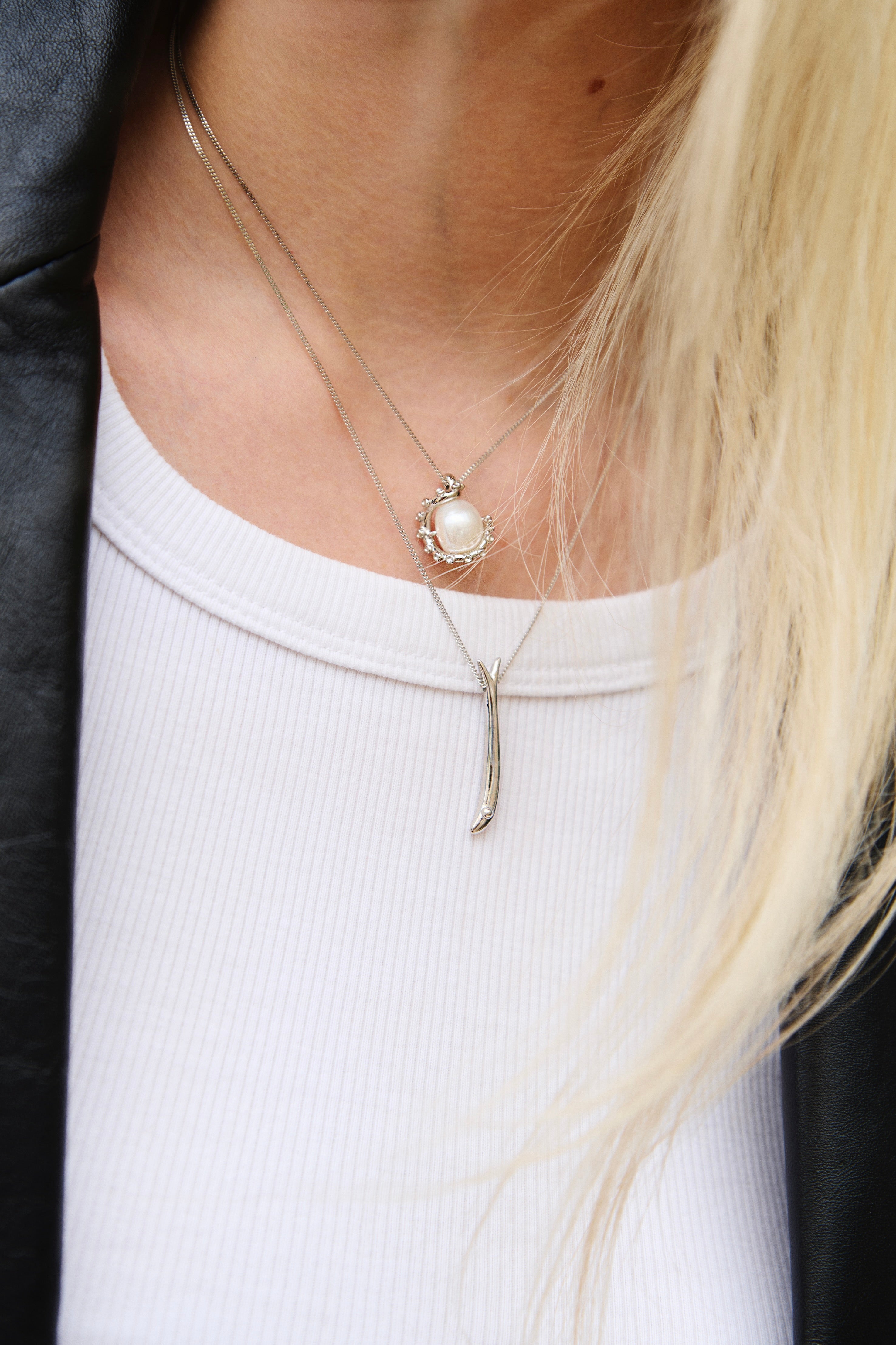 Feggeri-Okto-Octopus-Pearl-Encased-Chunky-Ball-Sphere-Pendant-Necklace-Silver-Chain-Sterling