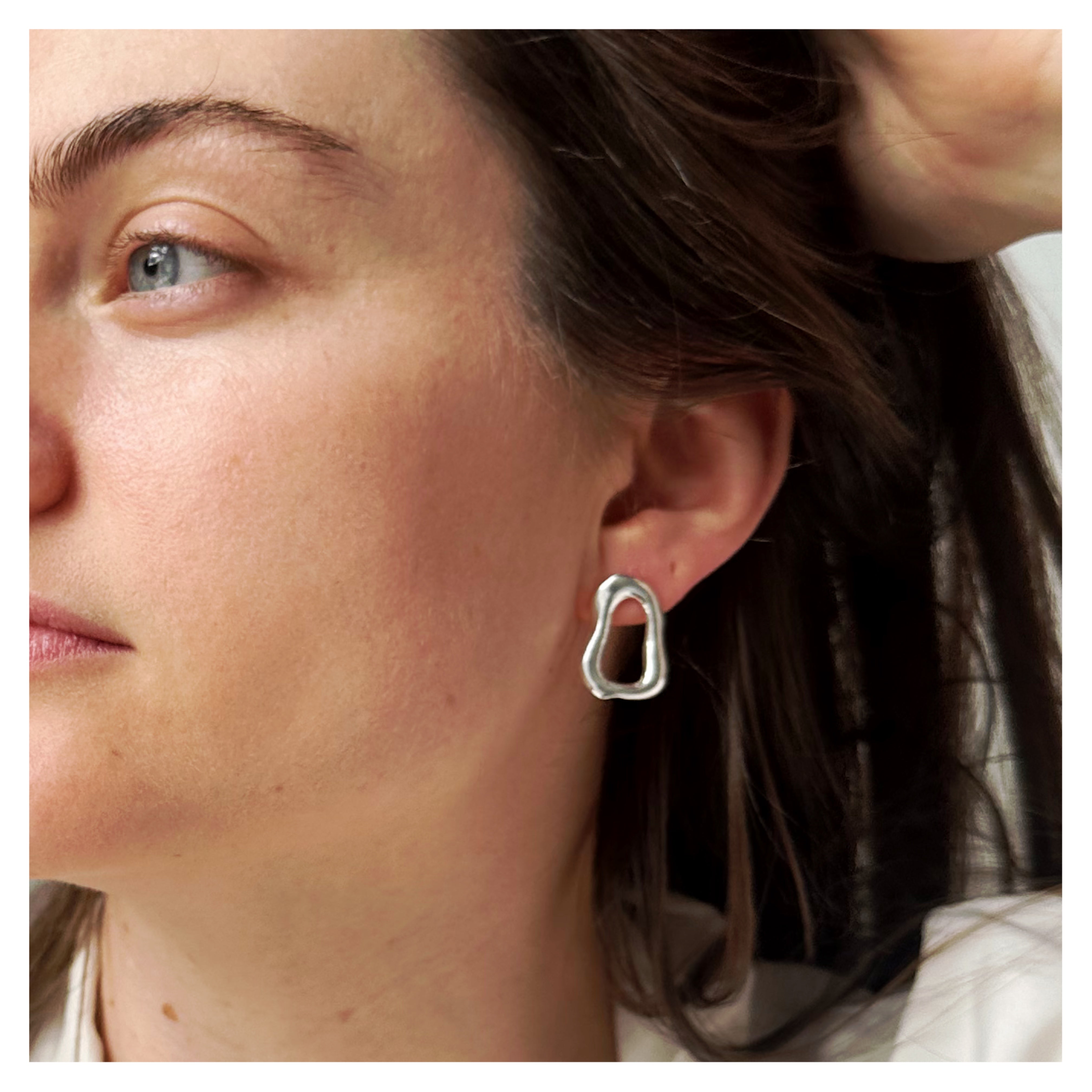 Frances-Kirk-Classic-Curve-Loop-Statement-Studs-Earrings-Gold-Silver-Sterling-Vermeil