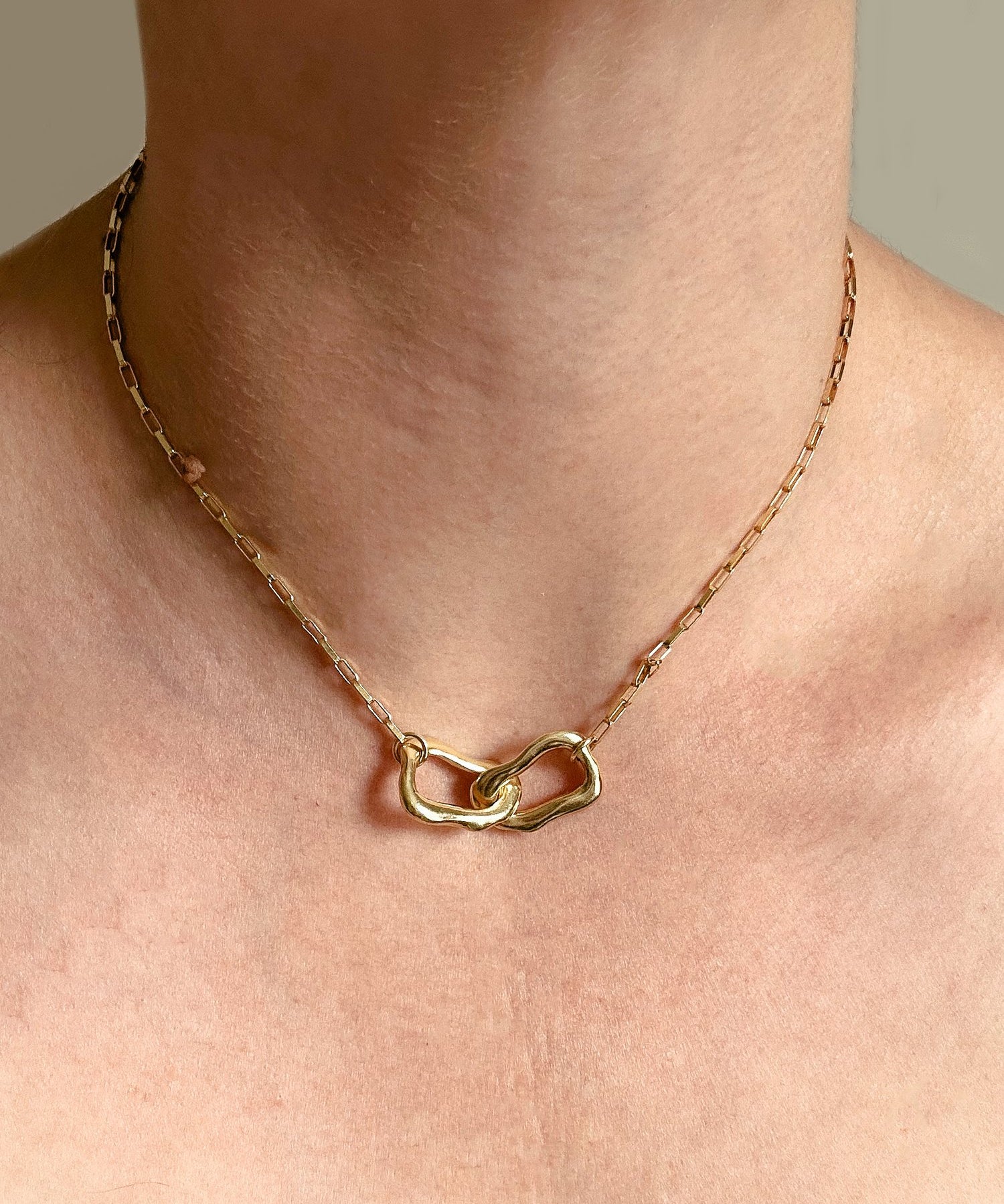 Frances-Kirk-Curve-Double-Link-Hoop-Loop-Oval-Interlocking-Pendant-Chunky-Rectangle-Chocker-Chain-Necklace-Gold-Vermeil-Sterling-Silver