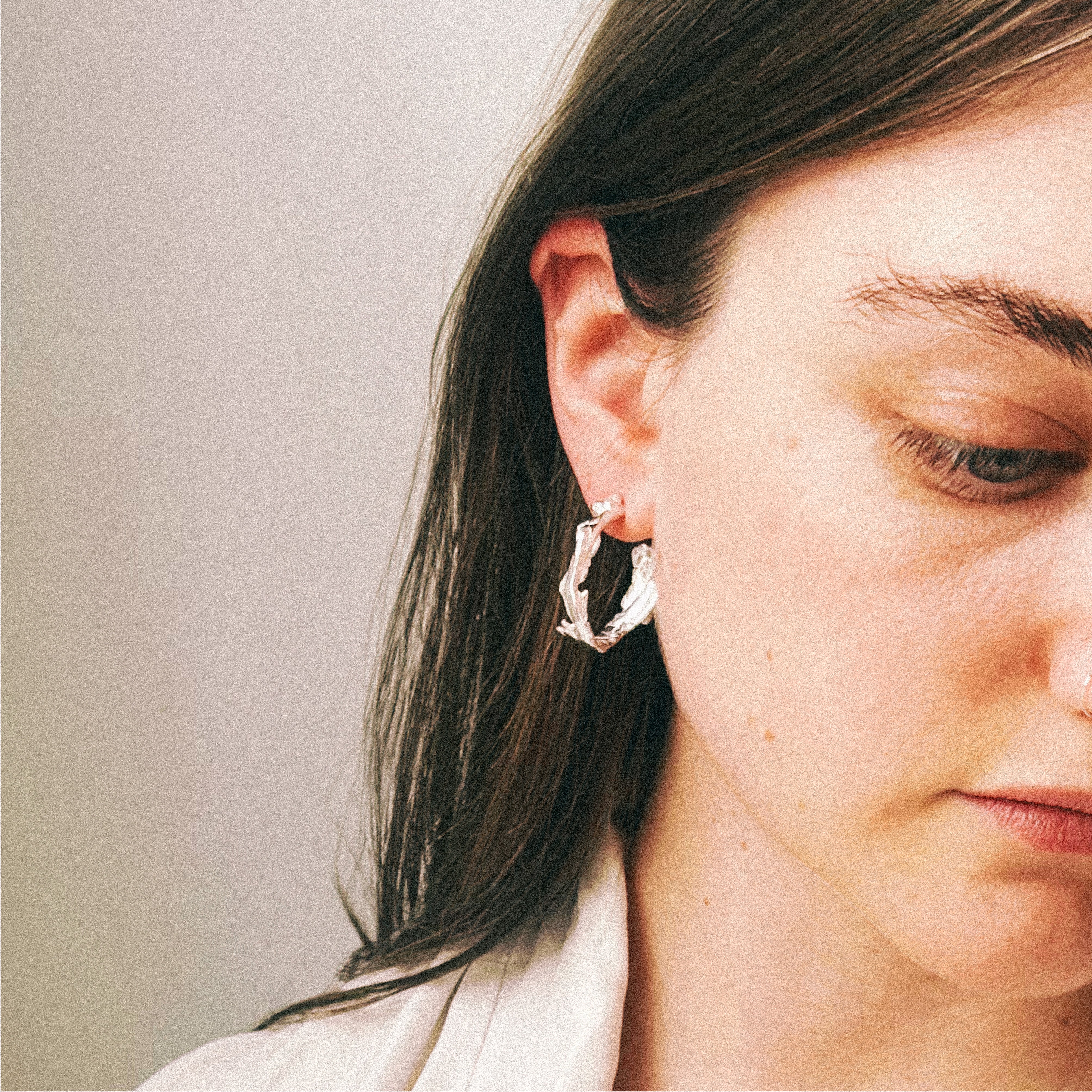 Frances-Kirk-Fluid-Fire-Hoops-Oversized-Large-Hoop-Earrings-Hoop-Molten-Textured-Hammered-Sterling-Silver-Gold-vermeil