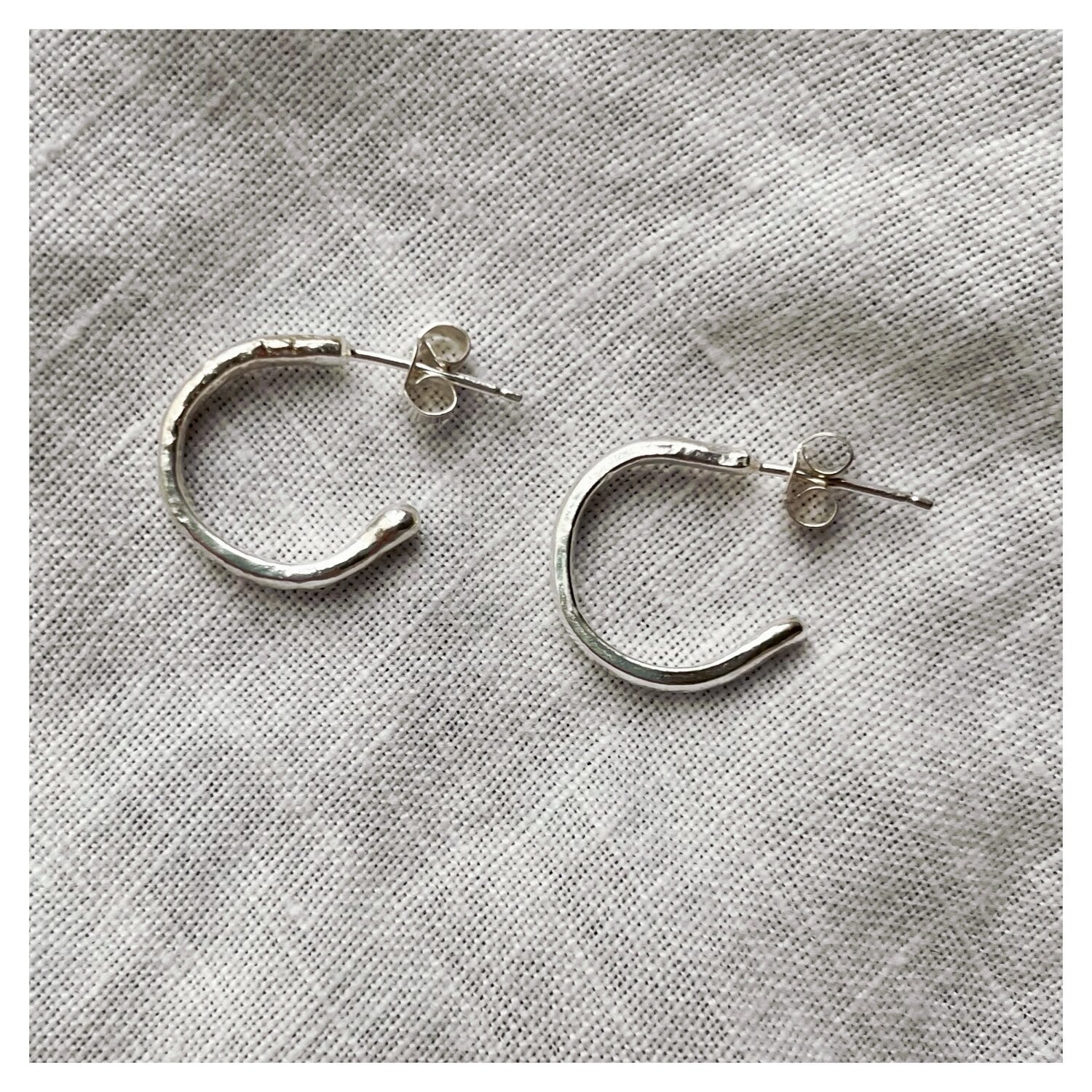 Frances-Kirk-Mini-Molten-Textured-Chunky-Gold-Vermeil-Sterling-Silver-Hoops-Hoop-Earrings-Everyday