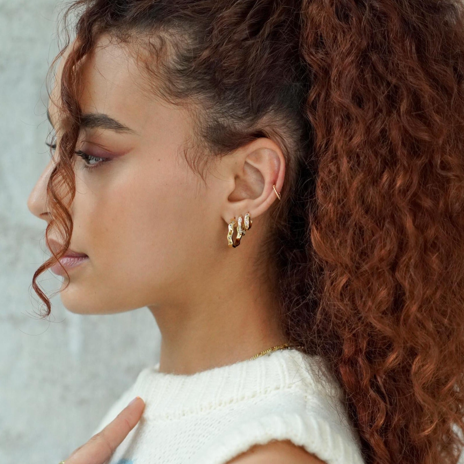 Junk-Jewels-Pastel-Stone-Multi-Coloured-Gemstone-Jewelled-Wavey-Wiggle-Star-Large-Oversized-Hoop-Earrings-Gold-Silver