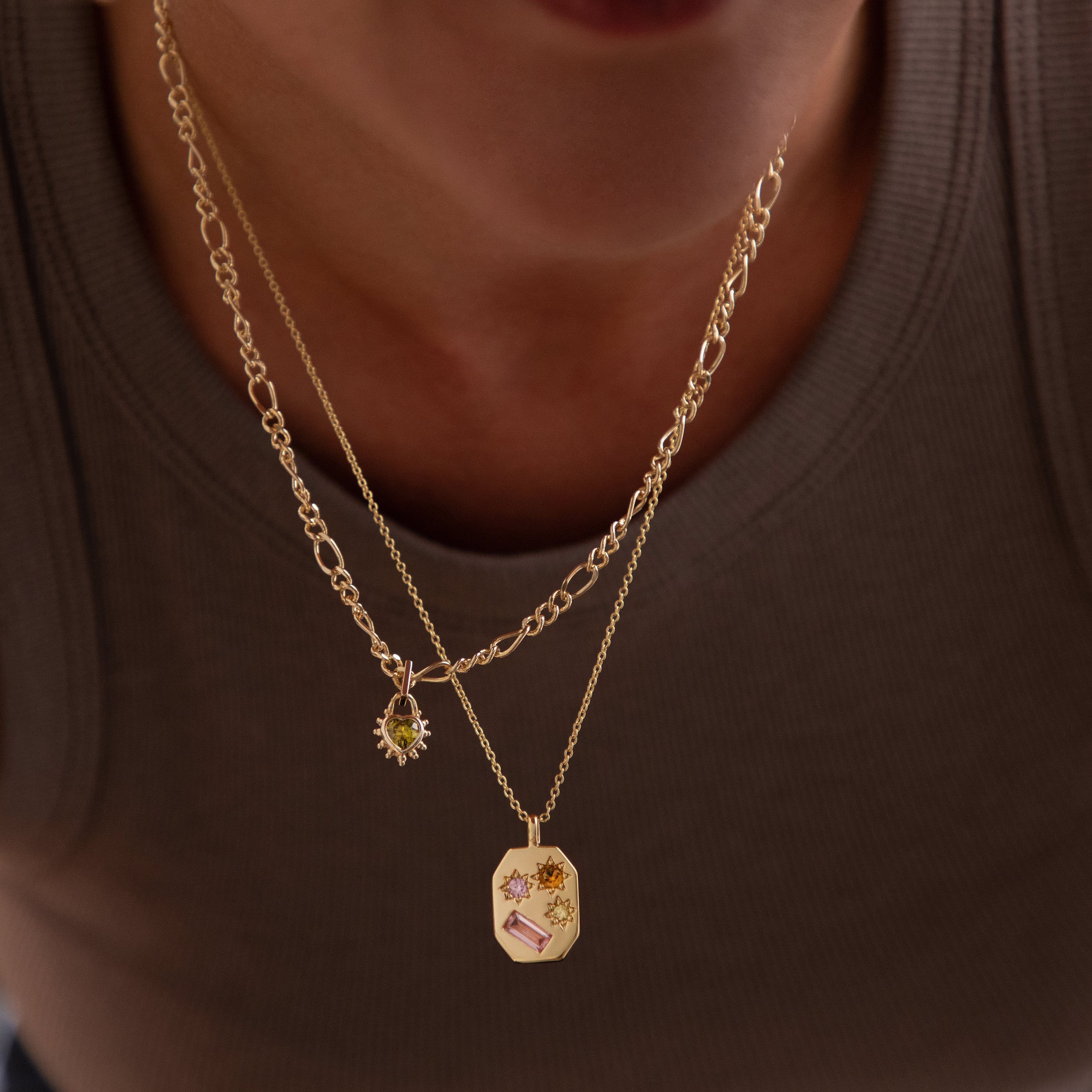 Junk-Jewels-Peridot-Green-Stone-Gemstone-Heart-Pendant-Chunky-Figaro-Chain-Necklace-Gold-Plated-Stone