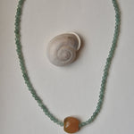 Kan-Studio-Indira-necklace-Lapis-Lazuli-Clear-Peach-Glass-Green-Aventurine-Delicate-Beaded-Pendant-Necklace-Contrasting-Colours-Summer-Jewellery-Beads-Bead-Cool-Boho-Style-Design