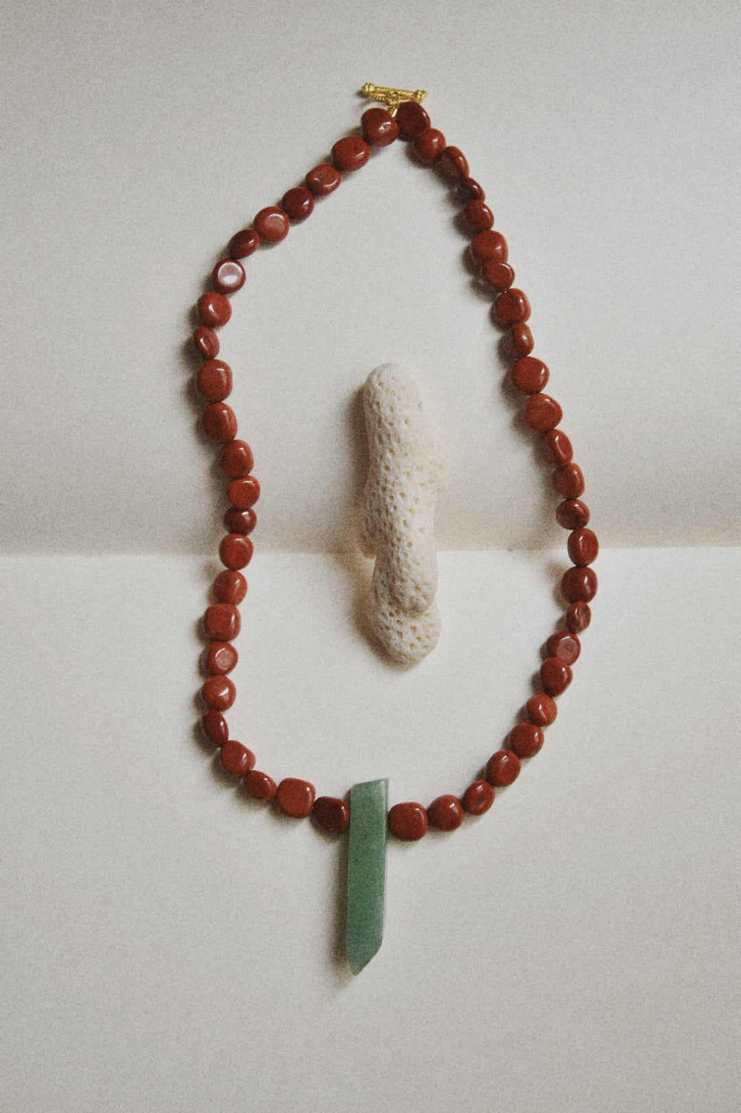 Kan-Studio-Yolanda-Necklace-Red-Jasper-Nugget-Beaded-Green-Aventurine-Large-Gemstone-Spike-Pendant-Natural-Stone-Bead-Bohemian-Cool-Boho-Necklace-Summer-Jewellery