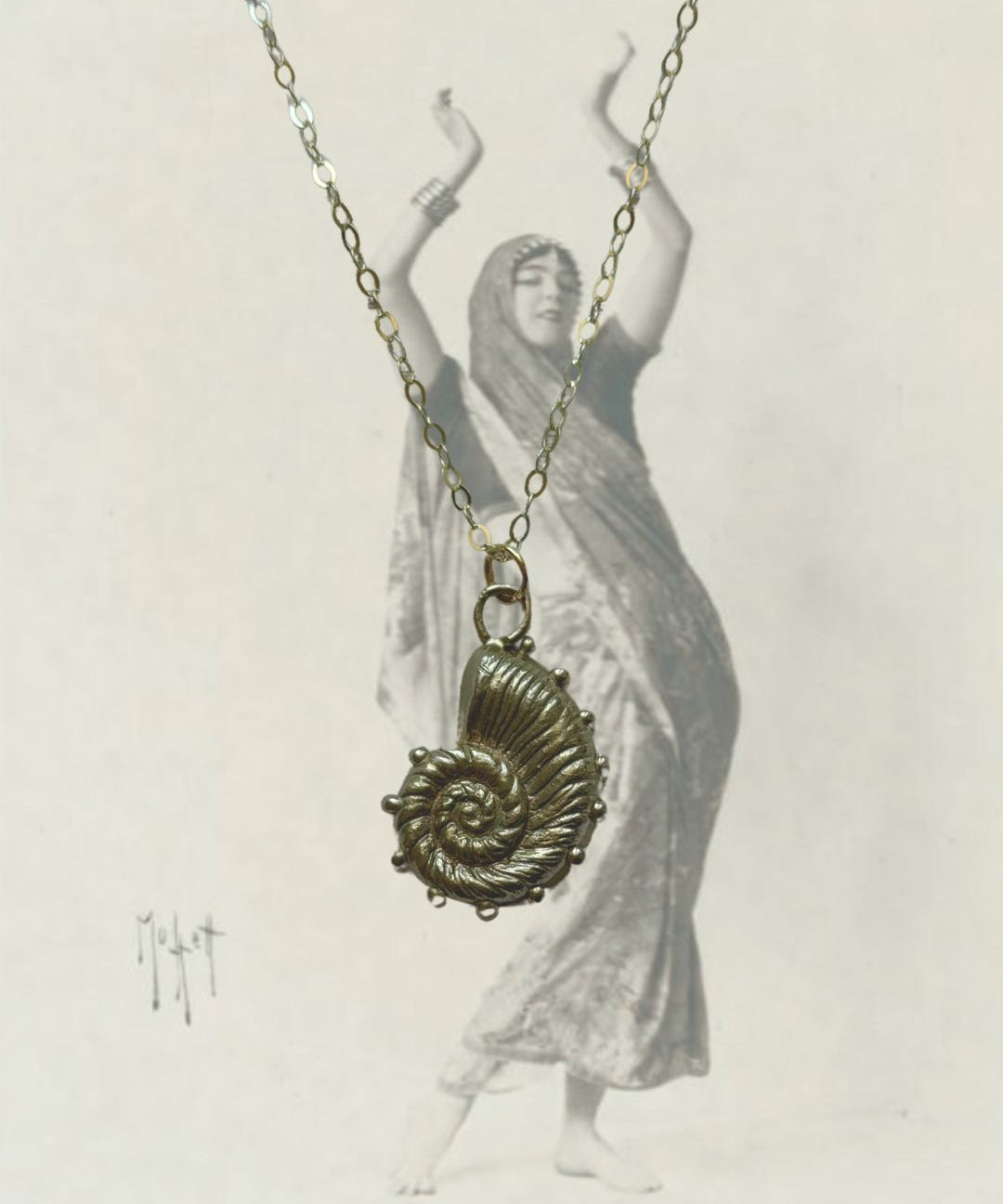 Kan-Studio-nautilus-necklace-swirl-beaded-shell-pendant-spiral-cool-boho-coastal-marine-summer-jewellery