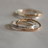 Linked Knot Triple Ring