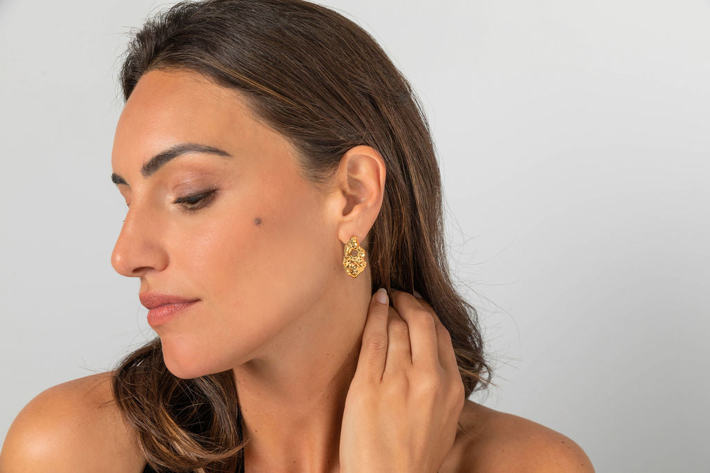 Liz-Crow-London-Fortitude-Statement-Earrings-18CT-GOLD-Sculptural-Molten-Texture-Statement-Studs-Stud-Earring