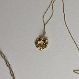 Liz-Crow-London-Presence-Pendant-18CT-GOLD-The-Deep-Stillness-Necklace-Textured-Molten-Sculptural-Coin-Circle-Pendant