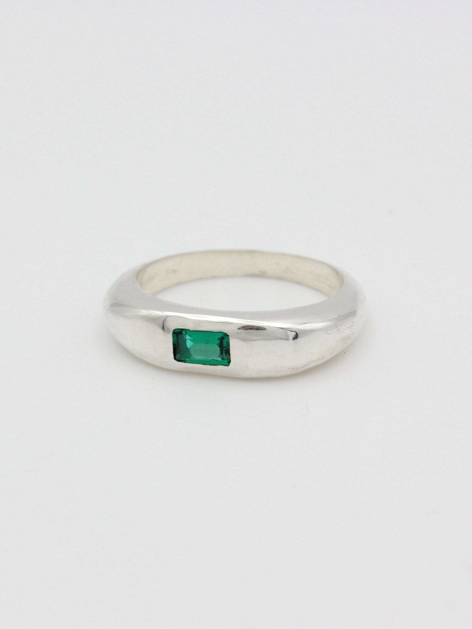 lumen-ring-keyes-sterling-silver-stacking-ring-band-blue-topaz-emerald-peridot-green-gemstone-stone-cool-handmade-london-bold-statement--GOLDEN-ShopGolden.co-Demifine-Jewellery-Destination-Contemporary-Curated-UK-Brands2