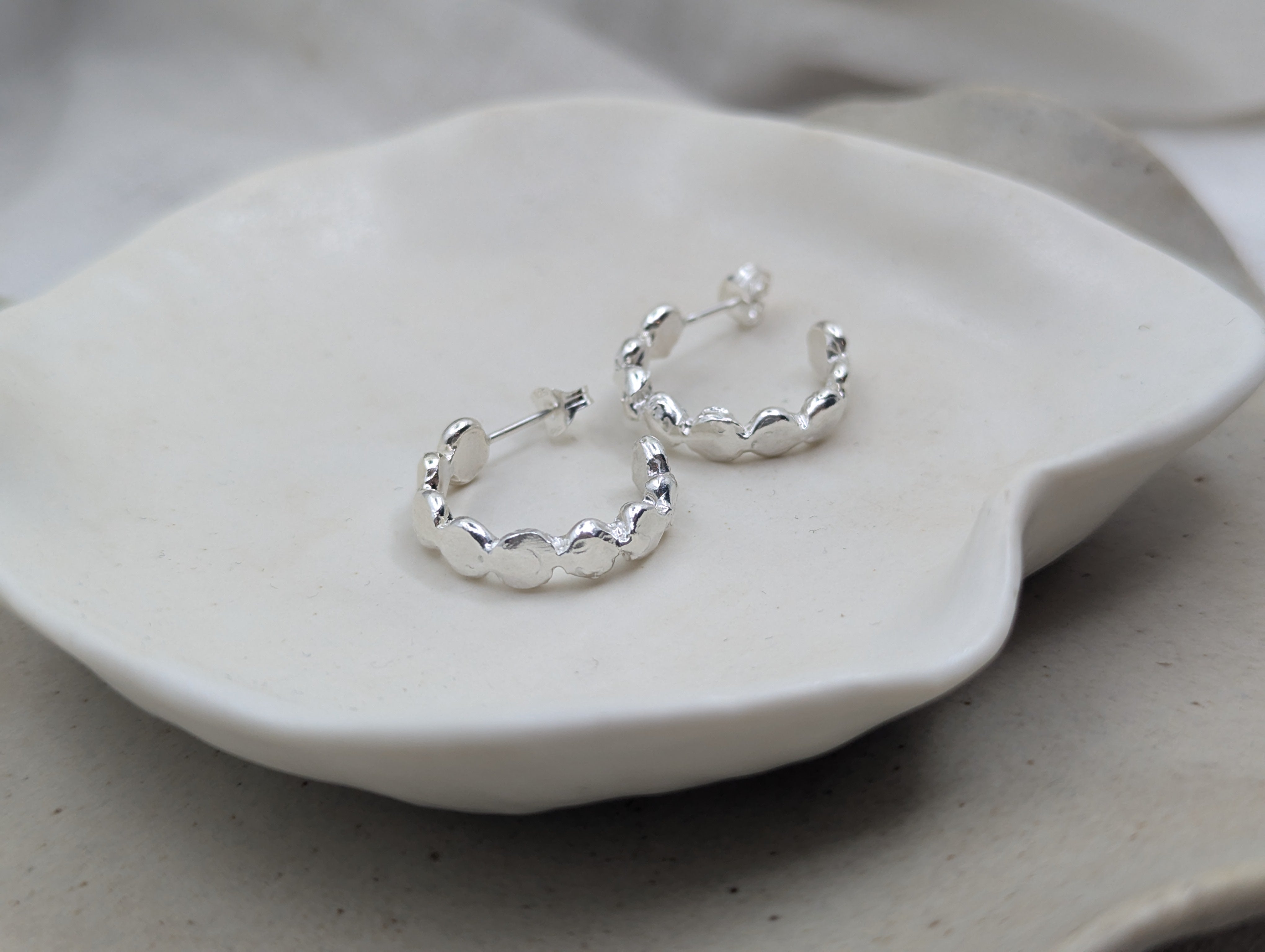 Milly-Maunder-Cova-Hoops-Earrings-Sterling-Silver-Minimal-Bubble-Circle-Disc-Pebble-Curve-Chunky-Medium-Hoop