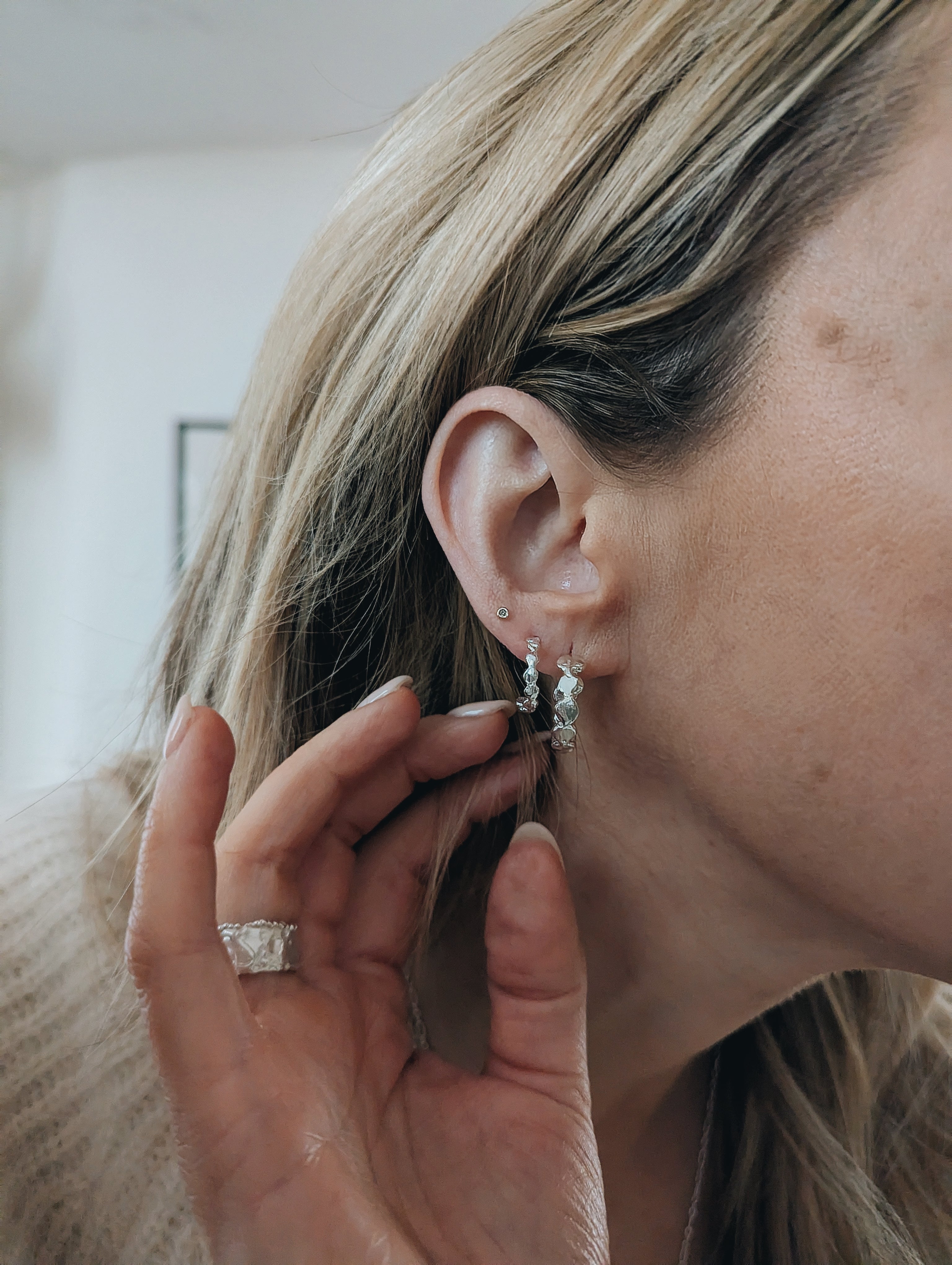 Milly-Maunder-Cova-Hoops-Earrings-Sterling-Silver-Minimal-Bubble-Circle-Disc-Pebble-Curve-Chunky-Medium-Hoop