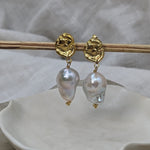 Milly-Maunder-Dara-and-Pearl-Studs-Textured-Gold-Plated-18ct-Disc-Circle-Freshwater-Baroque-Bead-Drop-Dangle-Statement-Earring-Earrings