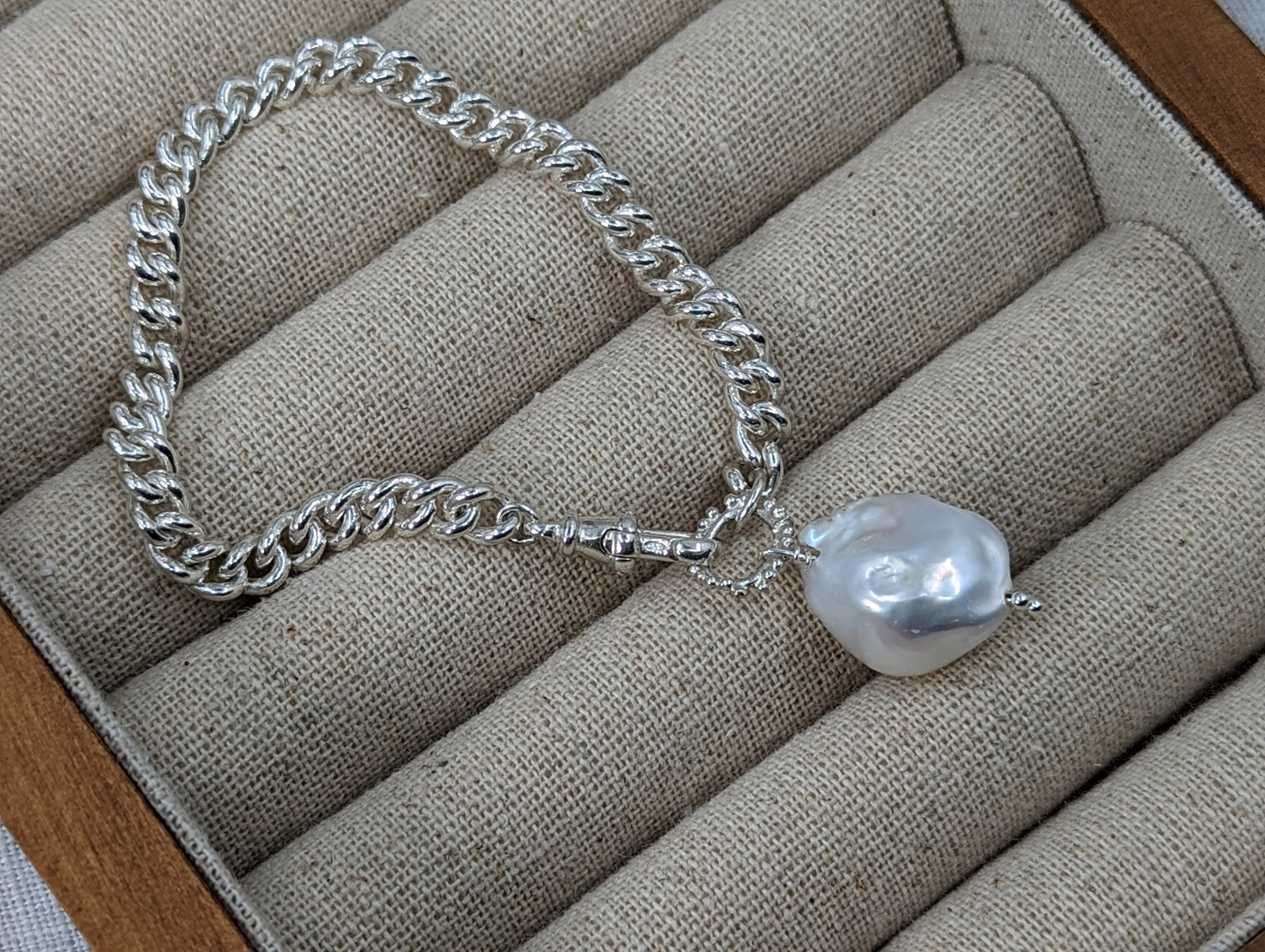 Milly-Maunder-Fireball-Baroque-Freshwater-Pearl-Pendant-Bead-Charm-Chunky-Rustic-Vintage-Style-Curb-Chain-Bracelet-Sterling-Silver