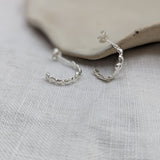 Milly-Maunder-Stacking-Huggie-Hoop-Mini-Cova-Beaded-Pebble-Bubble-Hoops-Hoop-Earrings-Sterling-Silver
