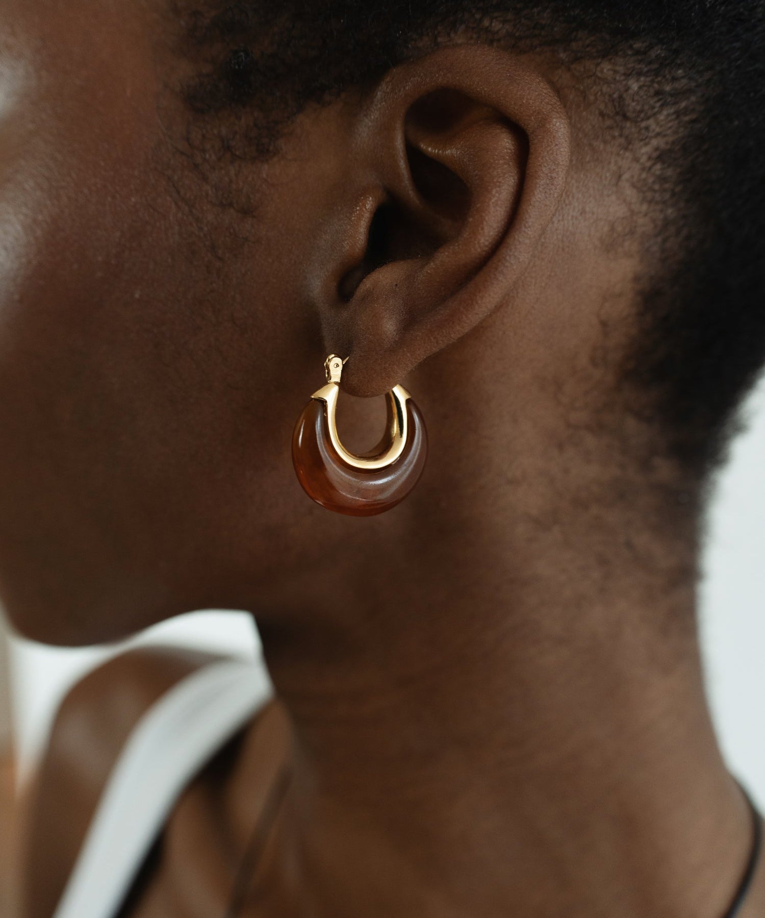 Miss-Cecilia-London-Crescent-Amber-Resin-Hoop-Chunky-Earrings-Stone-Cool-Brown-Marble-Summer-Style-Timeless-Jewellery-DemiFine-Contemporary
