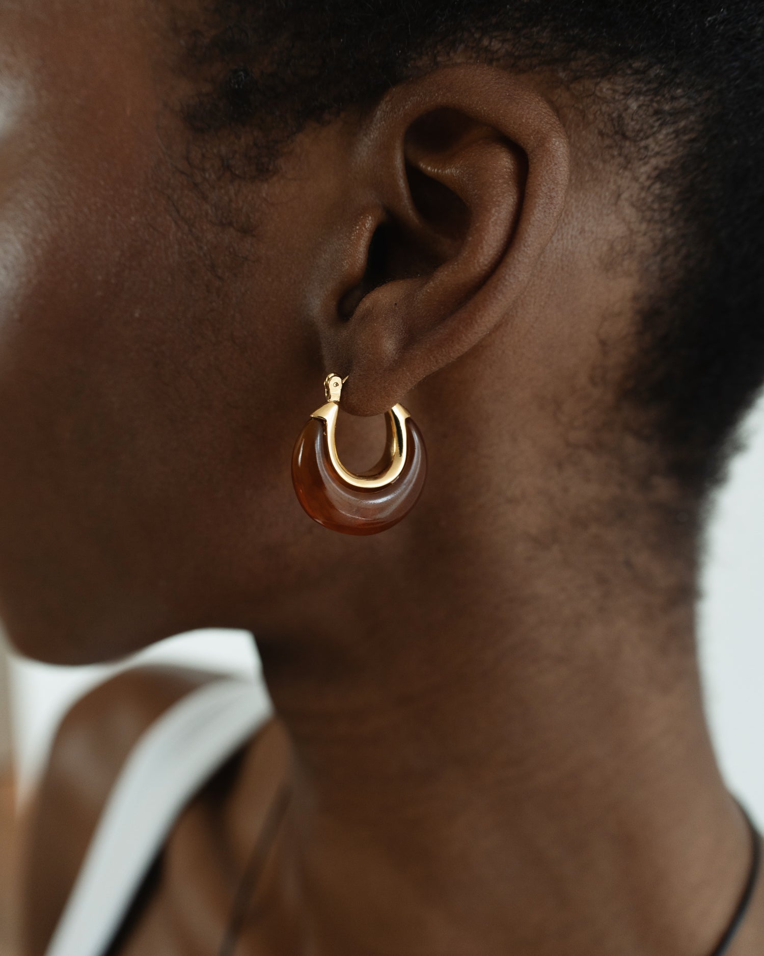 Miss-Cecilia-London-Crescent-Amber-Resin-Hoop-Chunky-Earrings-Stone-Cool-Brown-Marble-Summer-Style-Timeless-Jewellery-DemiFine-Contemporary