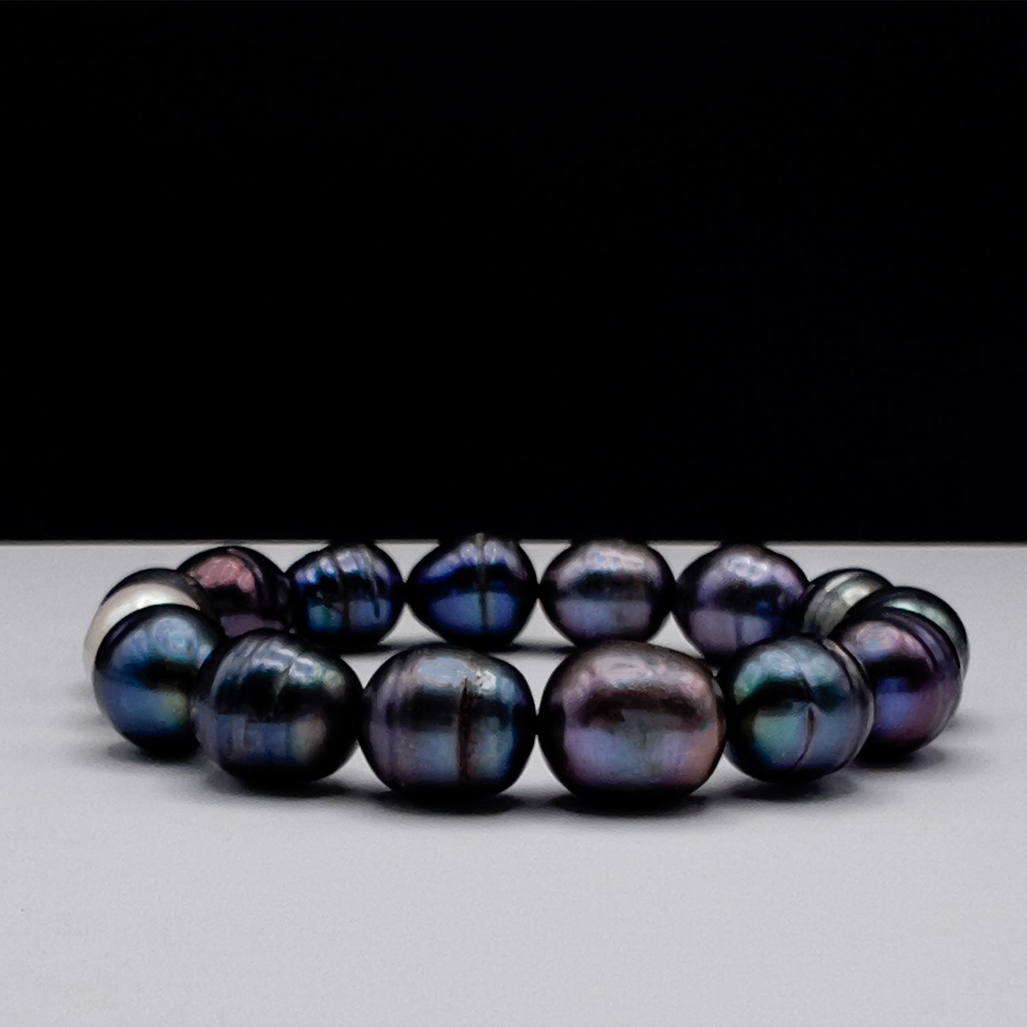 large freshwater pearl bracelet