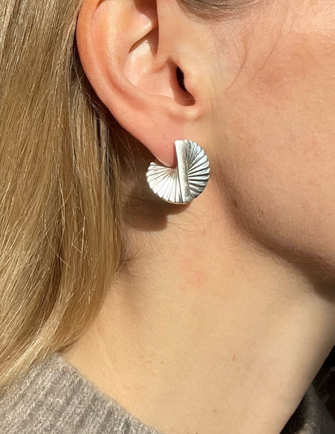 Ruddock-Baby-Fan-Mini-Sculptural-Curve-Spiral-Statement-Earrings-Studs-Sterling-Silver-Gold-Plated-18-Carat-ct