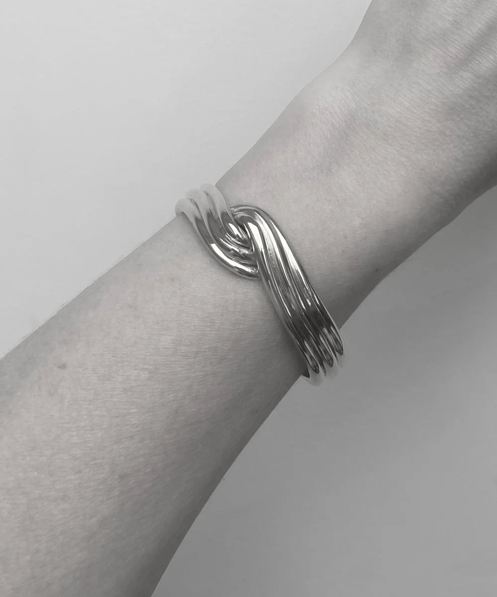 Ruddock-Gia-Cuff-Bangle-Bracelet-Triple-Clean-Lines-Fluid-Twisted-Forms-Tubes-Sculptural-Ribbed-Rippled-Sterling-Silver-Chunky-Cool-Minimal-Sleek-Bracelet-Cuff