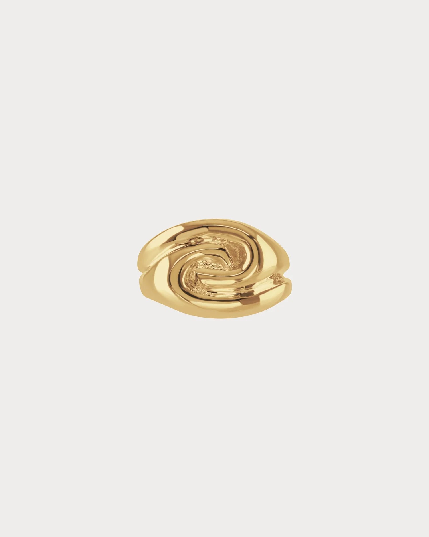 Ruddock-Ravel-riley-statement-cocktail-oversized-ring-fluid-interwoven-bold-chunky-pinky-signet-ring-sculptural-twist-demifine-contemporary-jewellery-golden-18ct-gold-vermeil1