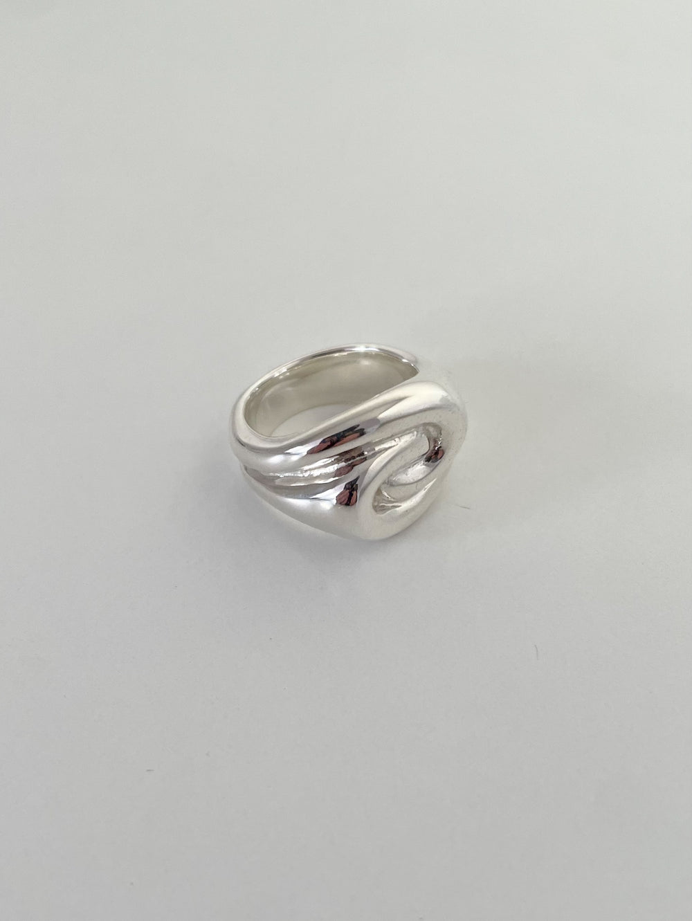 Ruddock-Ravel-riley-statement-cocktail-oversized-ring-fluid-interwoven-bold-chunky-pinky-signet-ring-sculptural-twist-sterling-Silver-demifine-contemporary-jewellery-golden